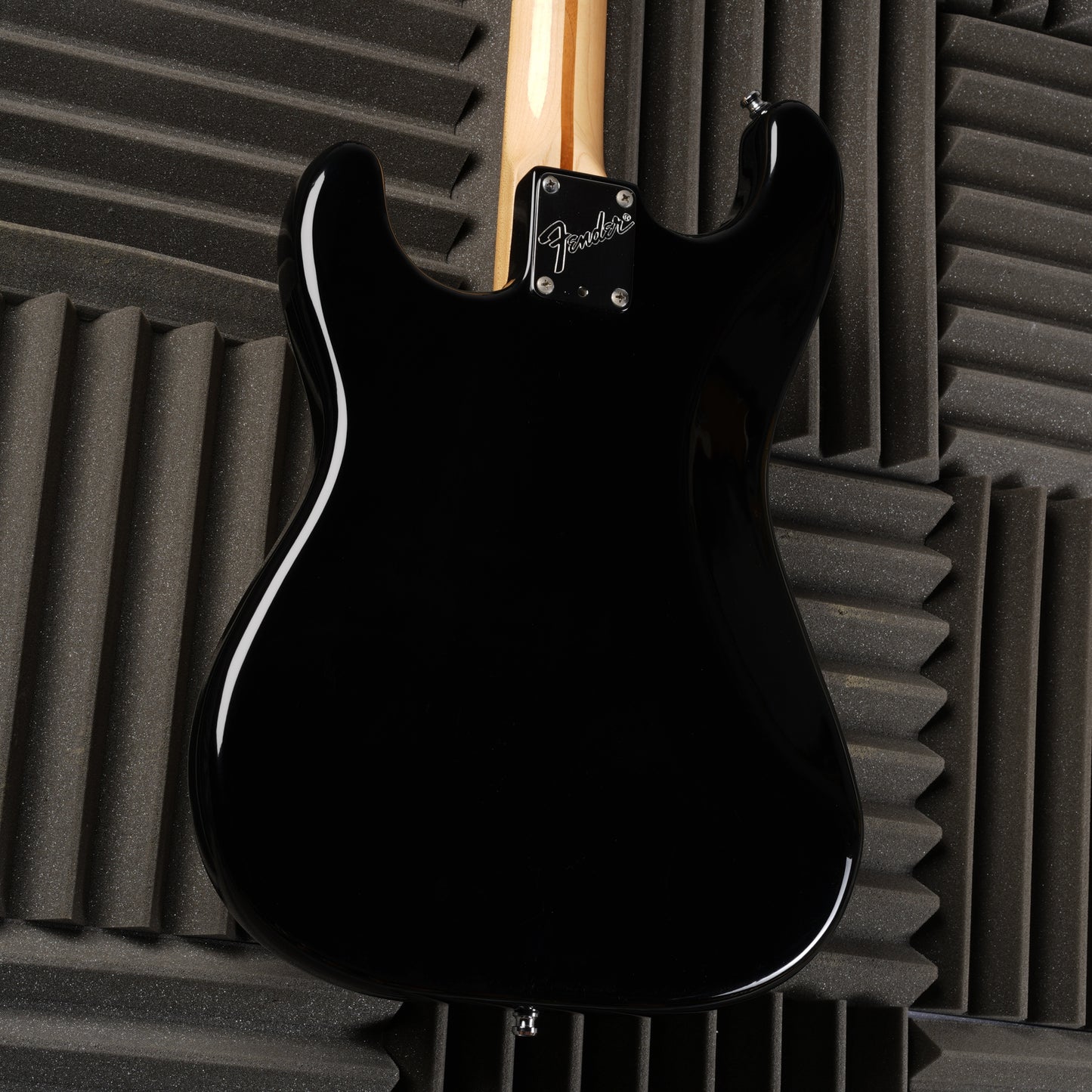 Fender Standard Stratocaster with Maple Fretboard 1983 - Black