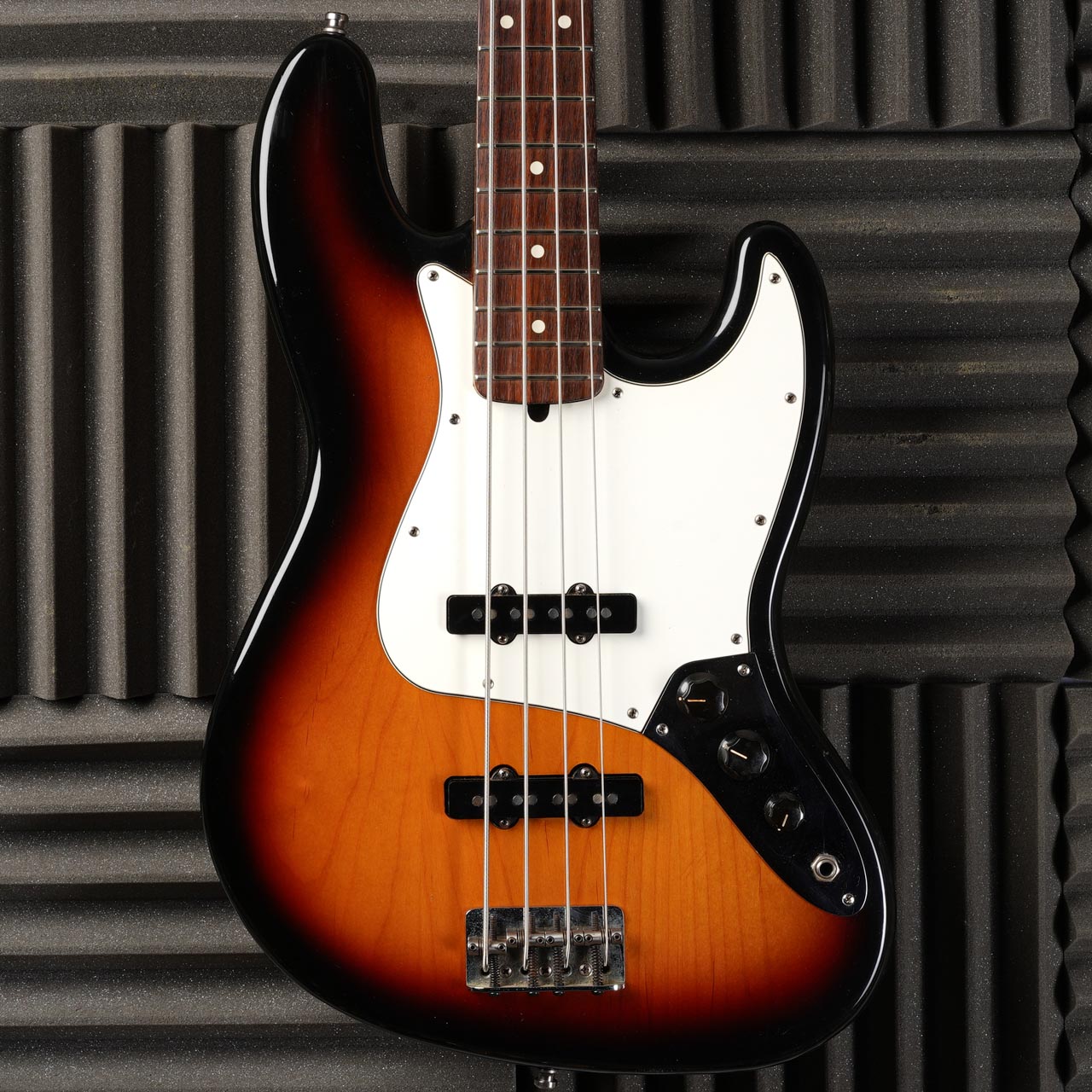 Fender American Standard Jazz Bass with Rosewood Fretboard 1998 3 Color  Sunburst