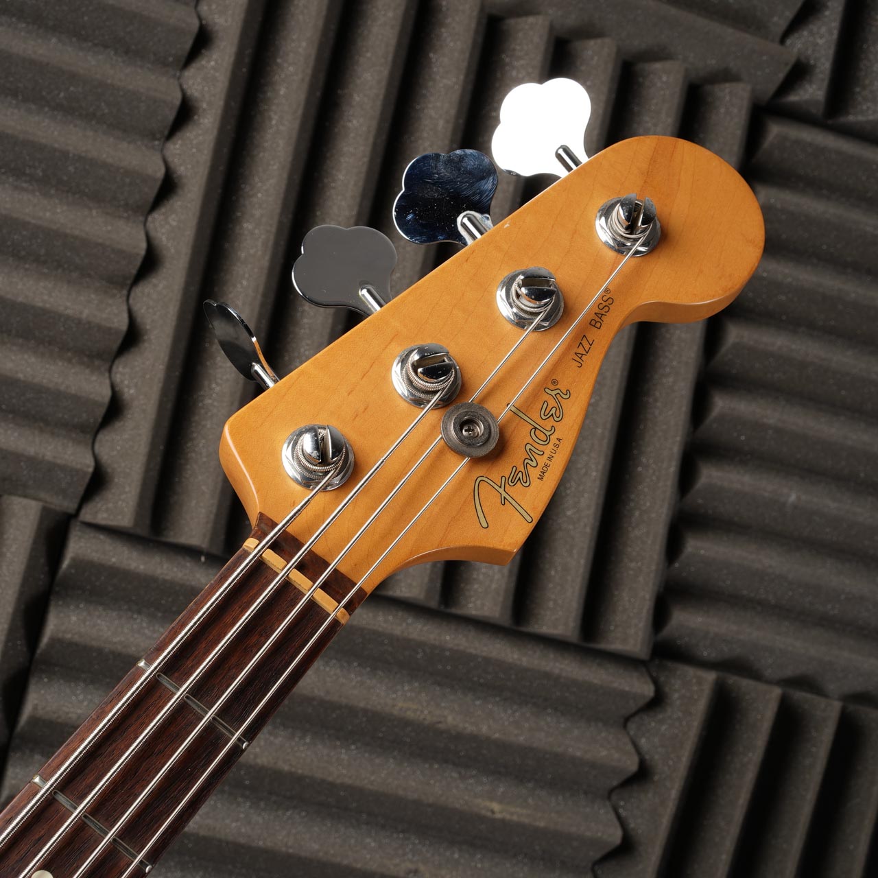 Fender American Standard Jazz Bass with Rosewood Fretboard 1998 3 Color Sunburst