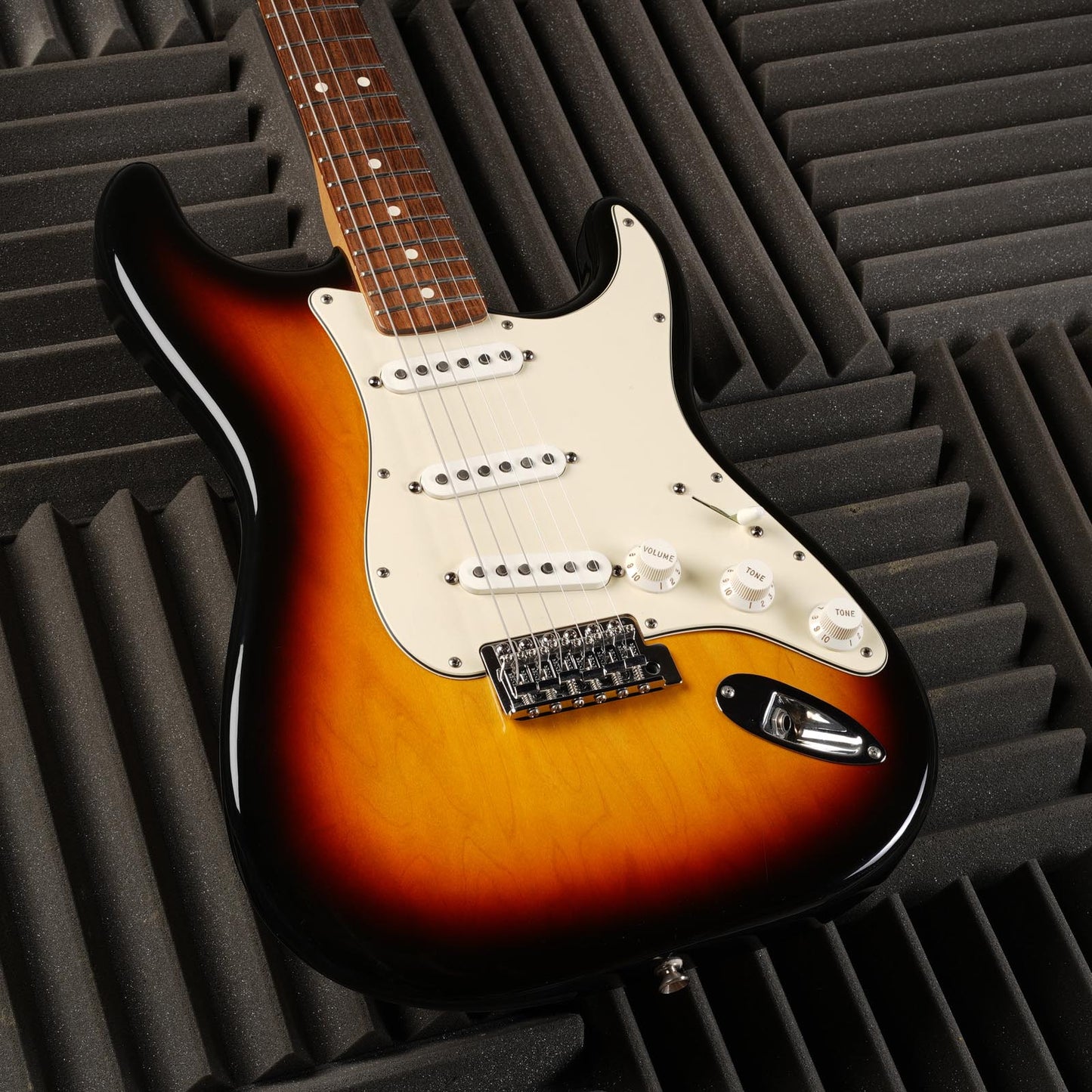 Fender Standard Stratocaster / American Standard Pickups 2007 - Brown Sunburst