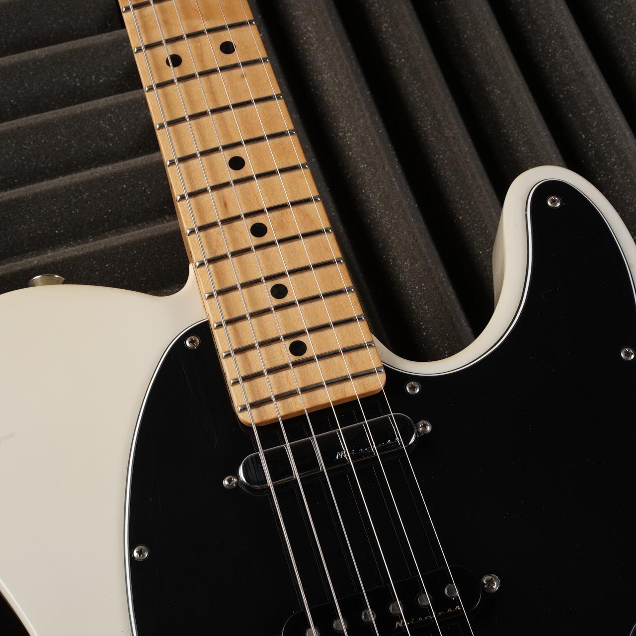 Fender Deluxe Nashville Telecaster with Maple Fretboard 2020 - White Blonde
