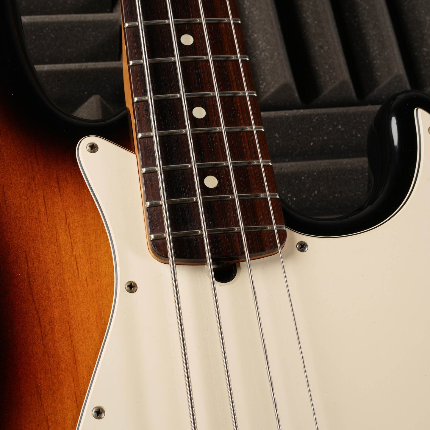 Fender American Standard Jazz Bass with Rosewood Fretboard 1999 - 3-Color Sunburst
