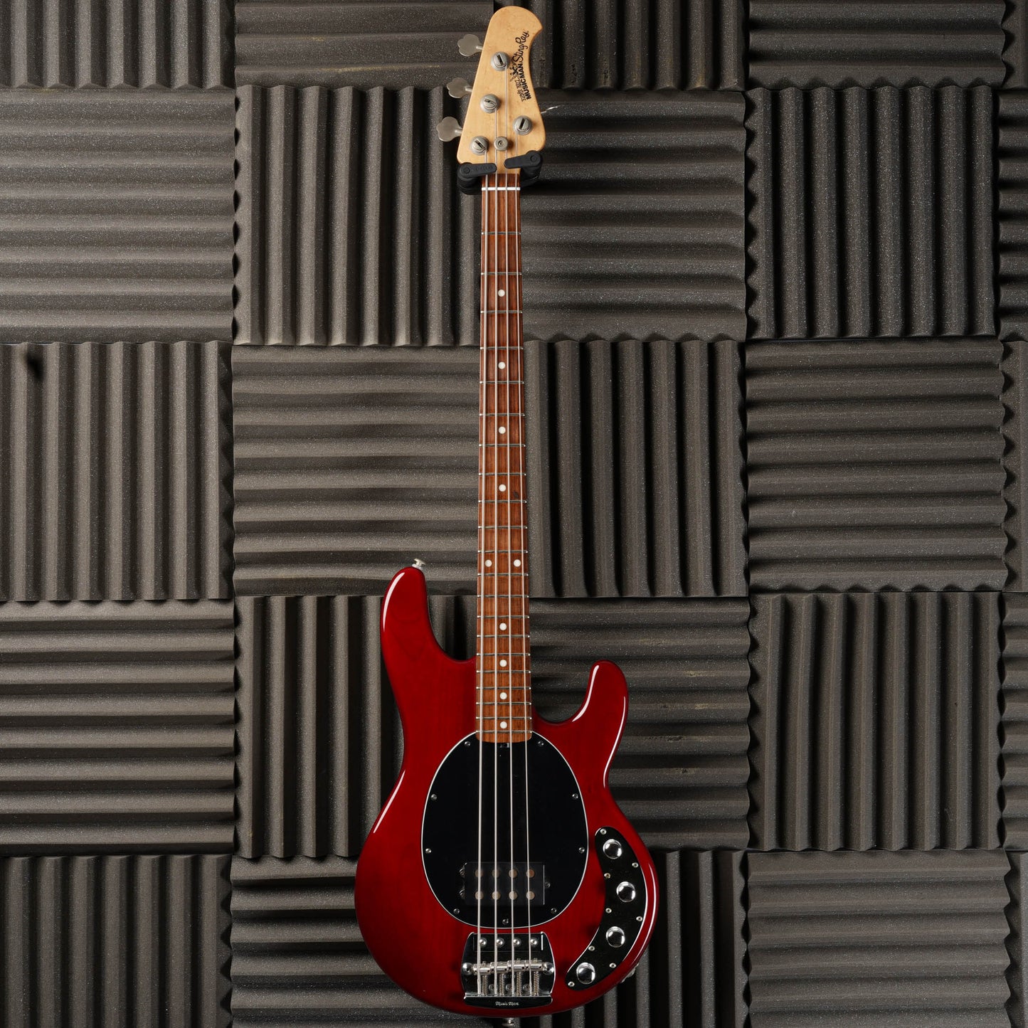 Ernie Ball Music Man StingRay 4 H with Rosewood Fretboard 1995 - Translucent Red