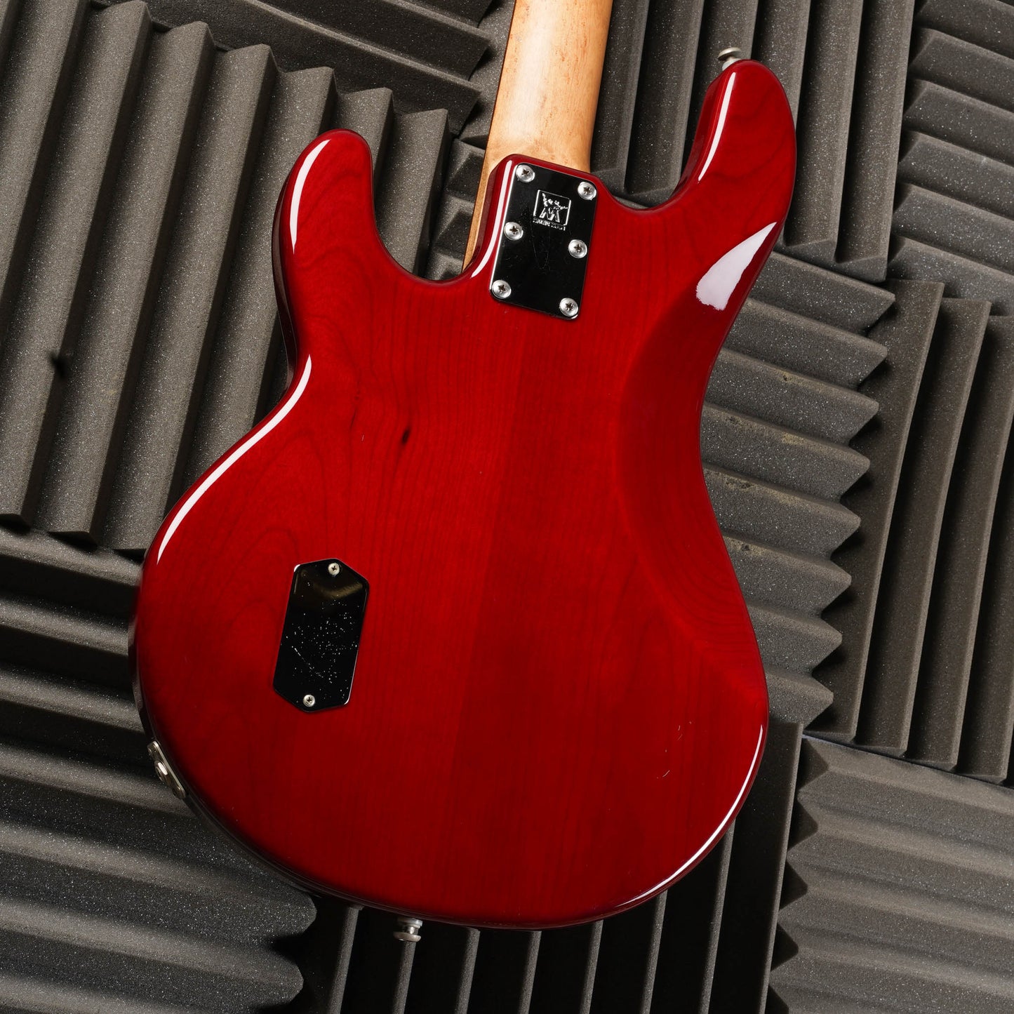 Ernie Ball Music Man StingRay 4 H with Rosewood Fretboard 1995 - Translucent Red
