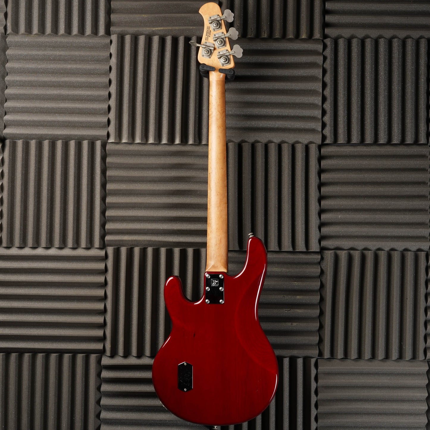 Ernie Ball Music Man StingRay 4 H with Rosewood Fretboard 1995 - Translucent Red