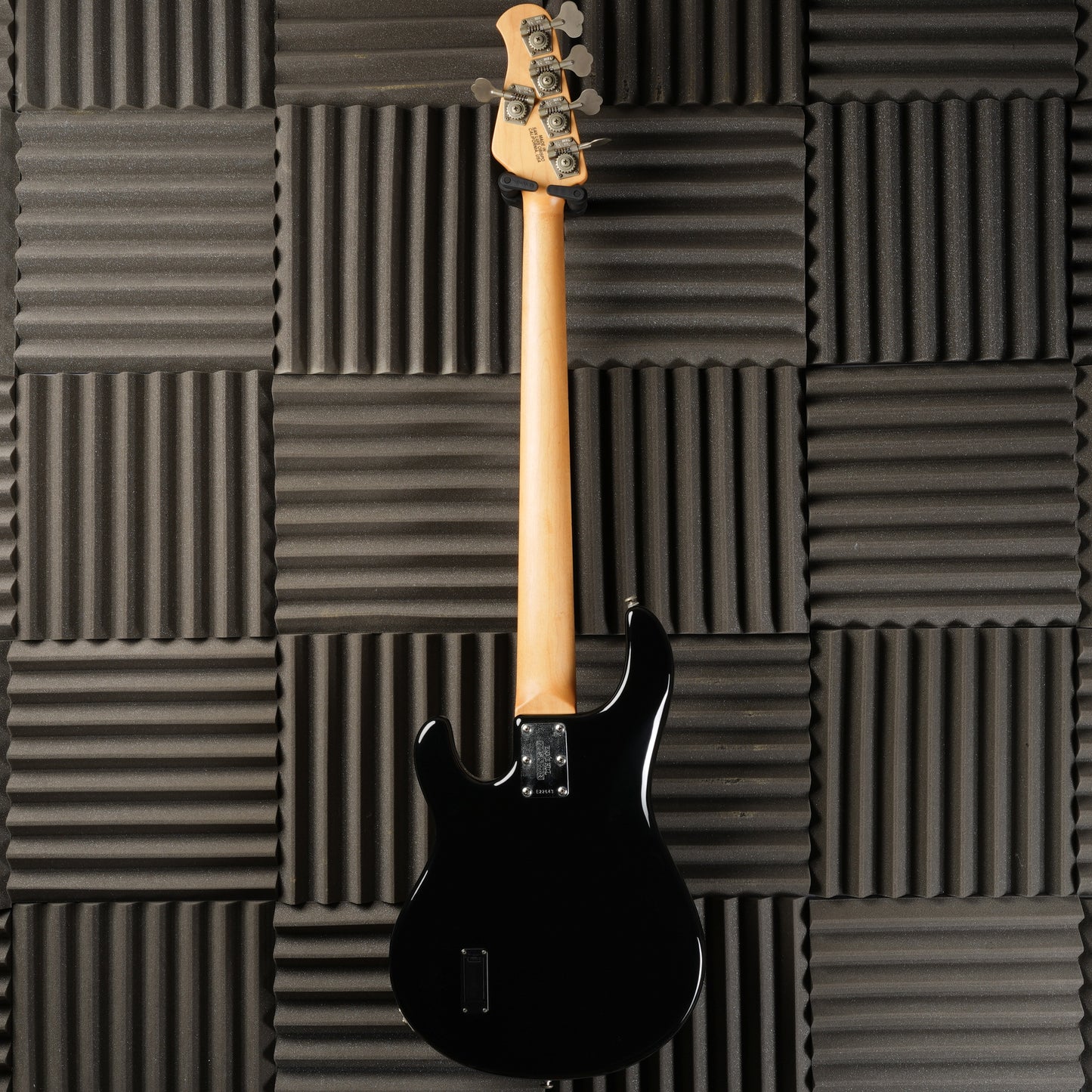 Ernie Ball Music Man StingRay 5 H with Maple Fretboard 2001 - Galaxy Black