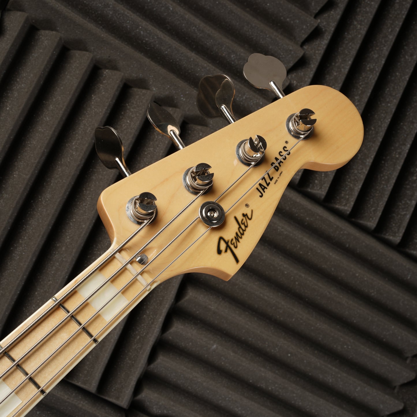 Fender MIJ Traditional '70s Jazz Bass 2019 - Torino Red