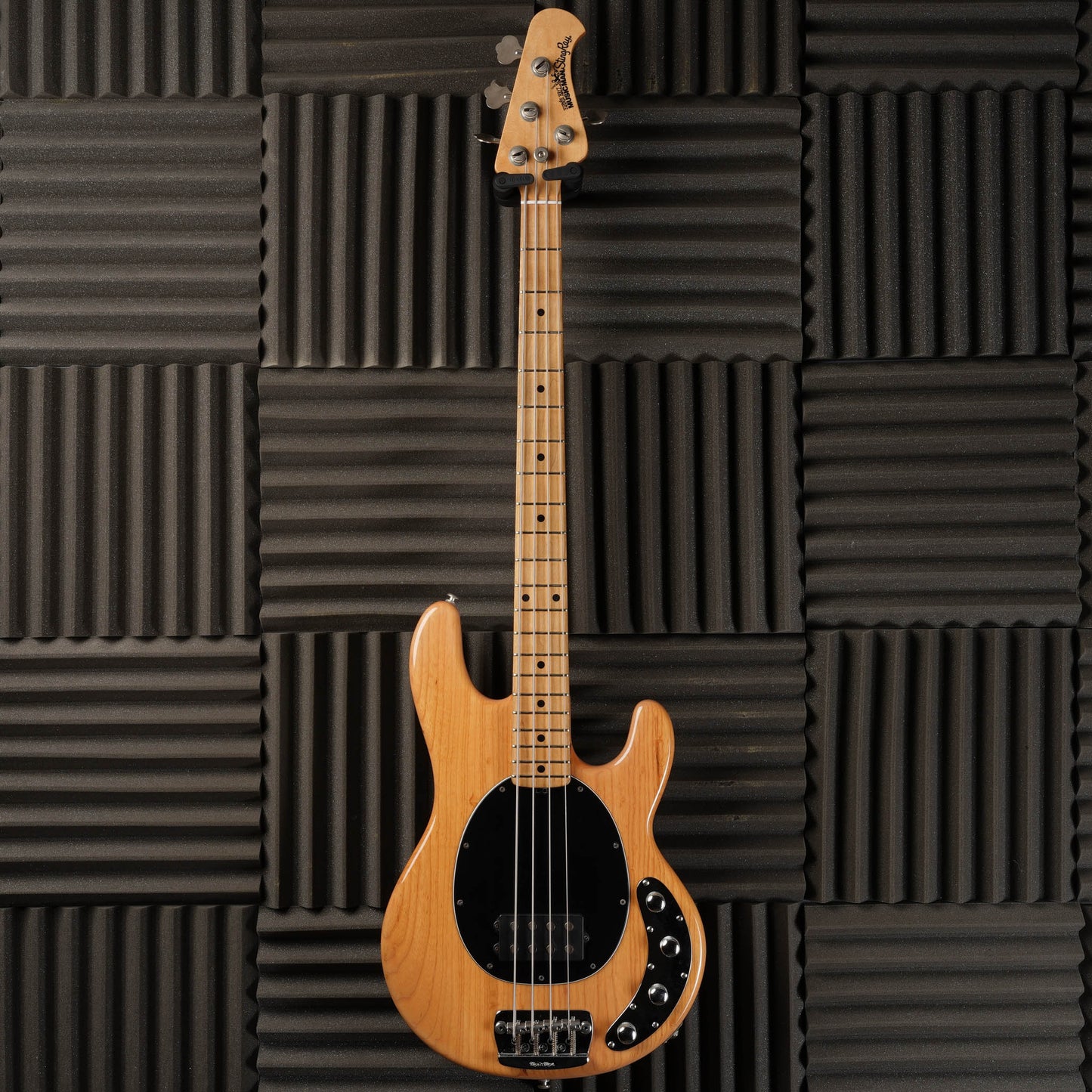 Ernie Ball Music Man StingRay 4 H String Through Body 2005 - Natural Gloss