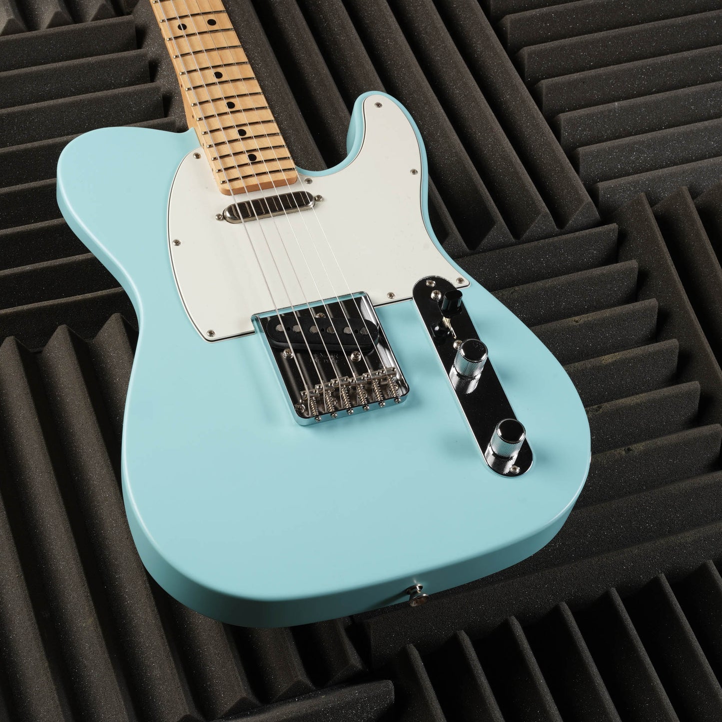 Fender MIJ Junior Collection Telecaster 2022 - Satin Daphne Blue