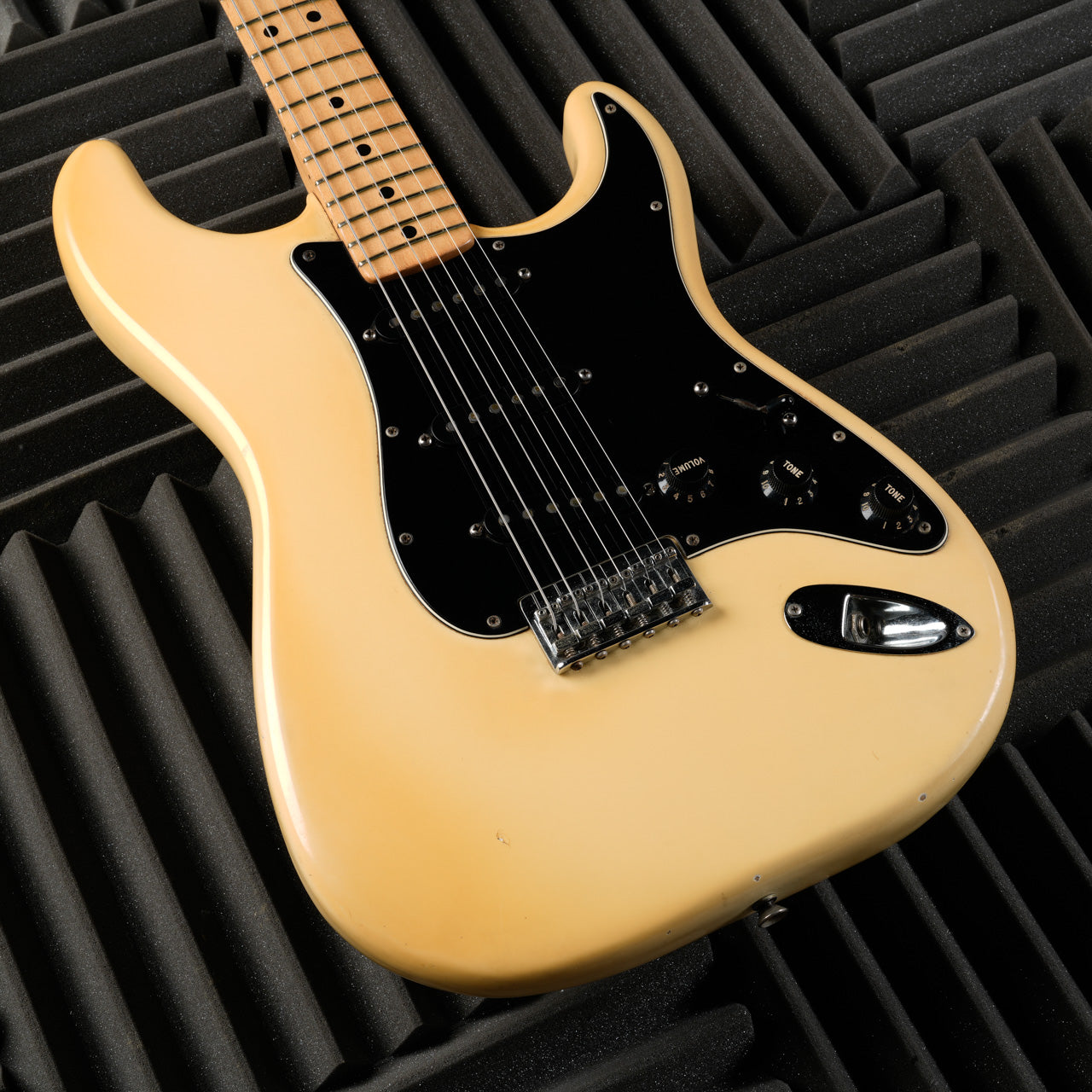 Fender Stratocaster Hardtail with Maple Fretboard 1979 - Olympic White