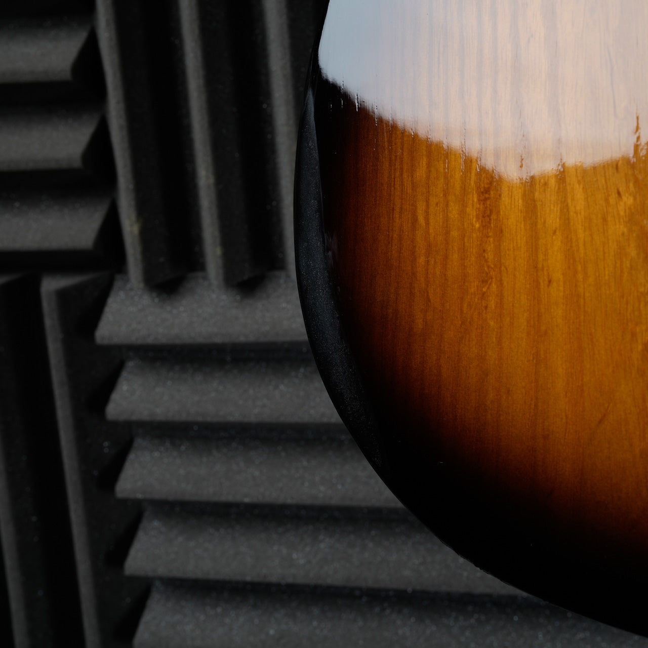 Fender American Series Ash Telecaster with Maple Fretboard 2007 - 2-Color Sunburst