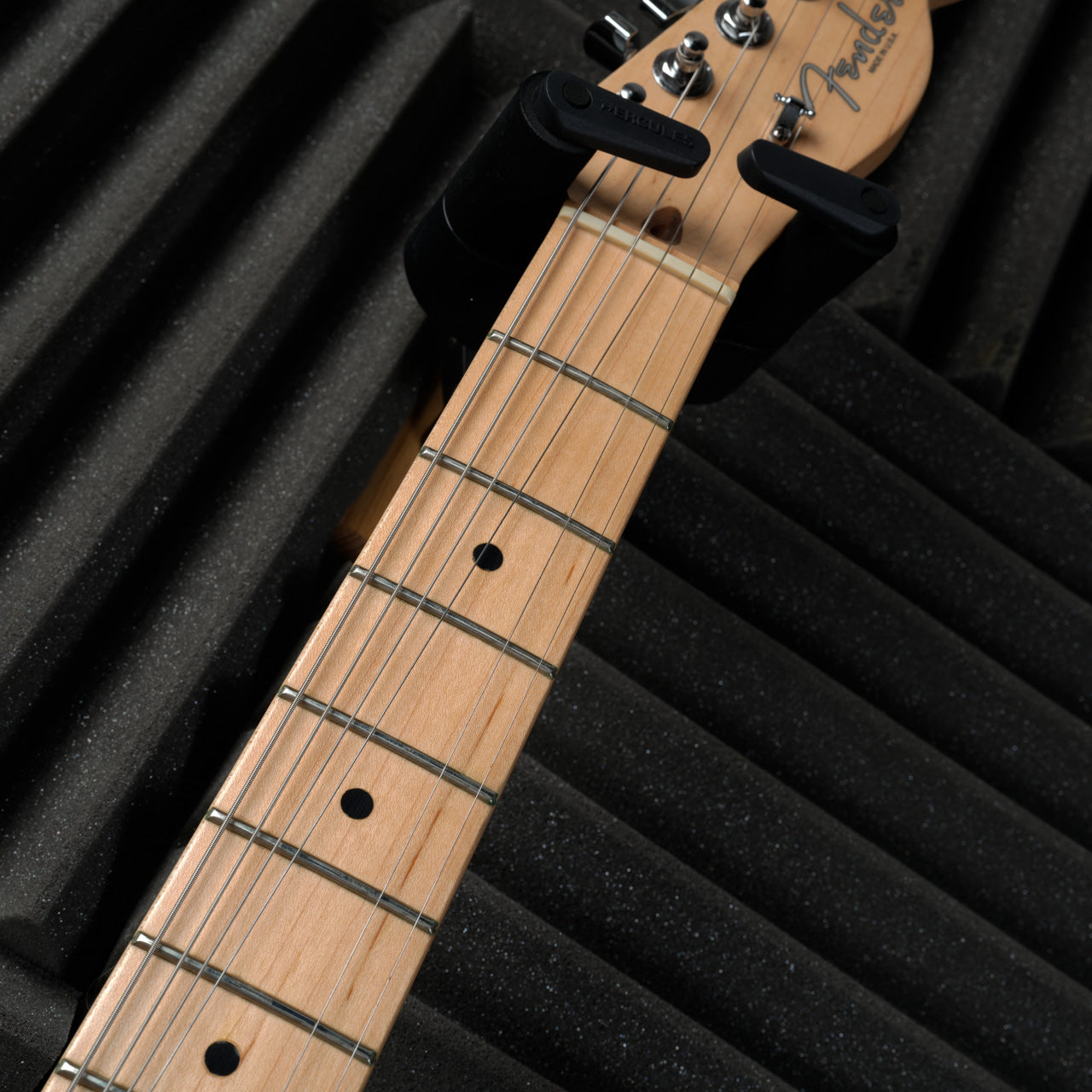 Fender American Series Ash Telecaster with Maple Fretboard 2007 - 2-Color Sunburst