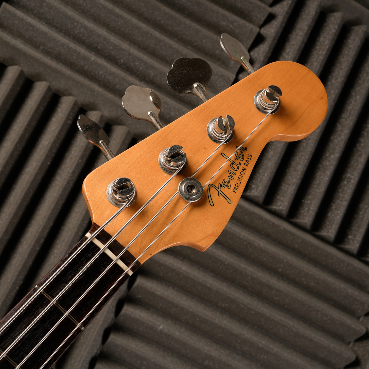 Fender PB-62 "A0" Serial 1984 - Candy Apple Red