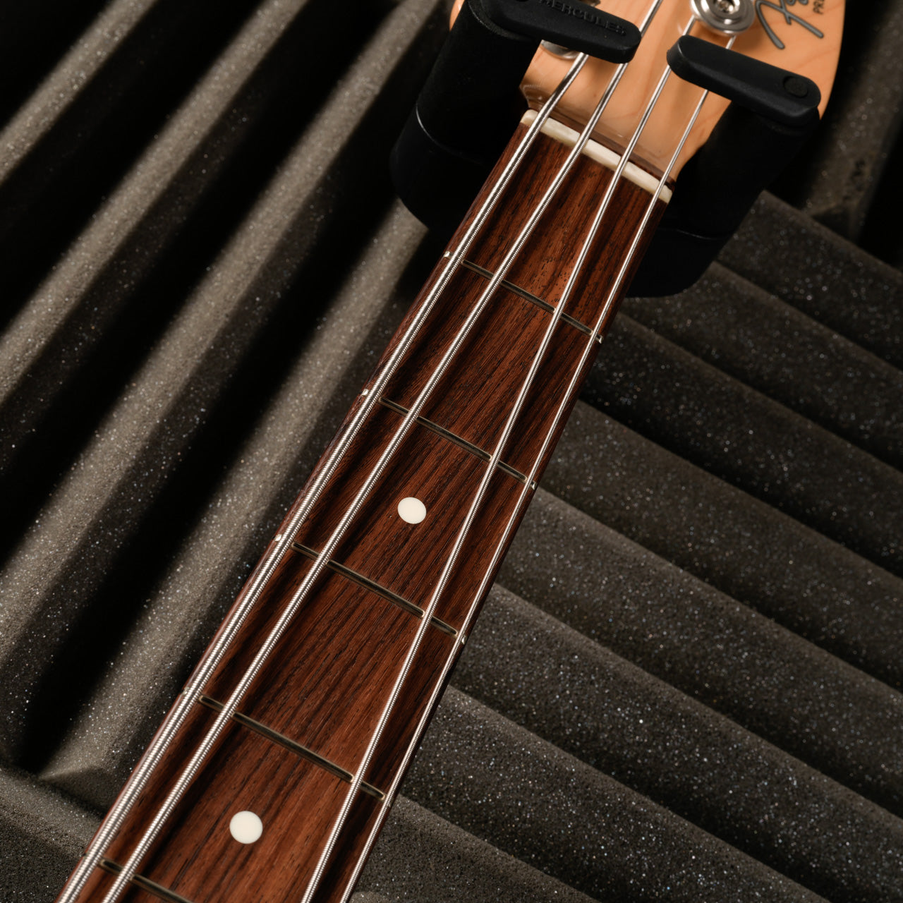 Fender MIJ Traditional '60s Precision Bass 2018 - 3-Color Sunburst