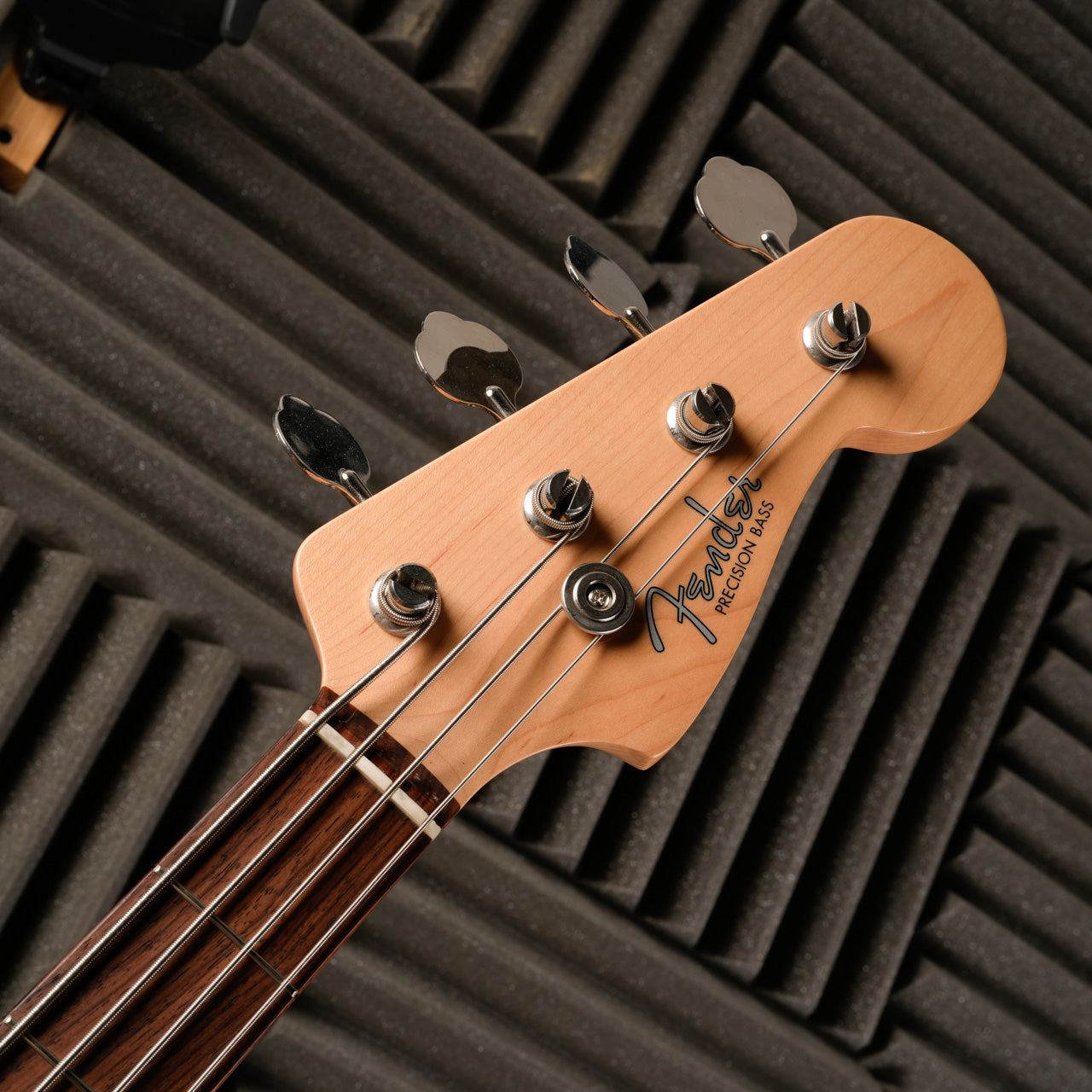 Fender MIJ Traditional '60s Precision Bass 2018 - 3-Color Sunburst