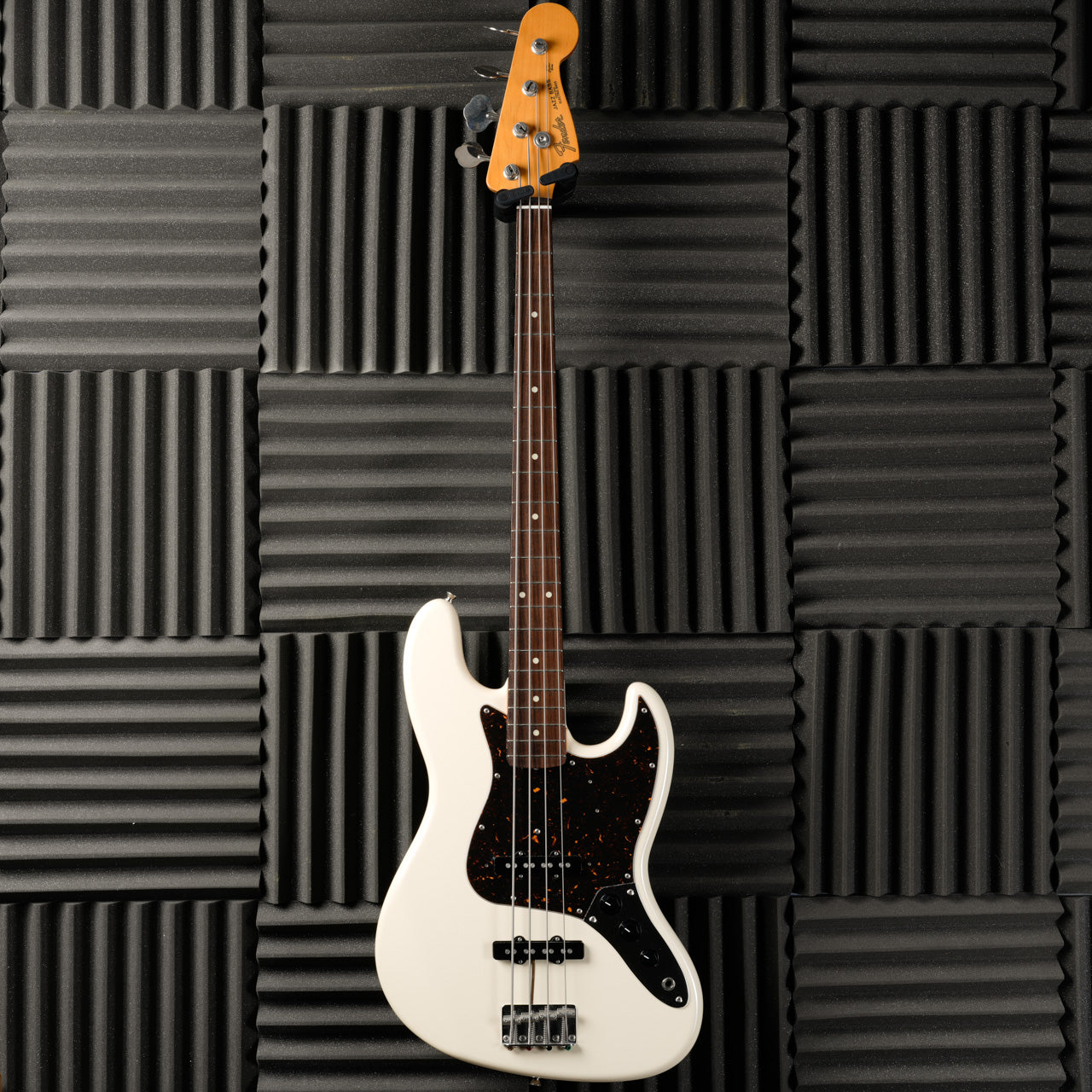 Fender FSR MIJ Classic 60's Jazz Bass - 2016 - Vintage White 2016 - Vintage White
