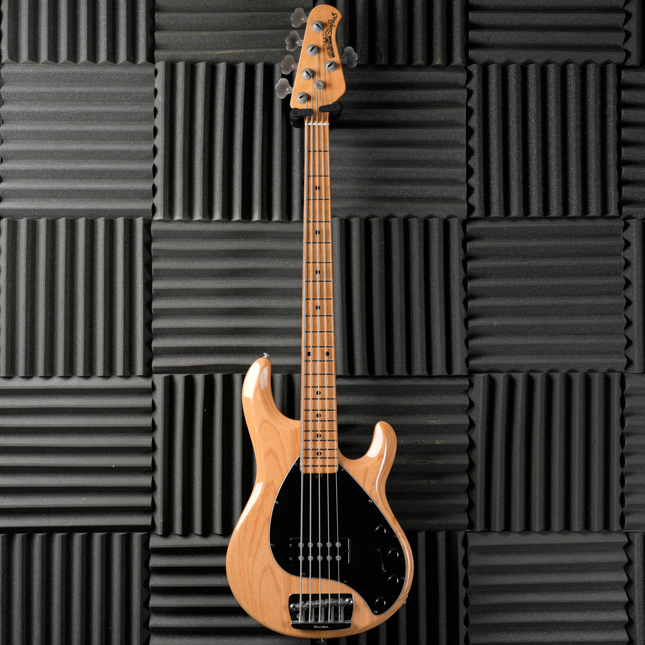 Ernie Ball Music Man StingRay 5 H with Maple Fretboard 1998 - Natural