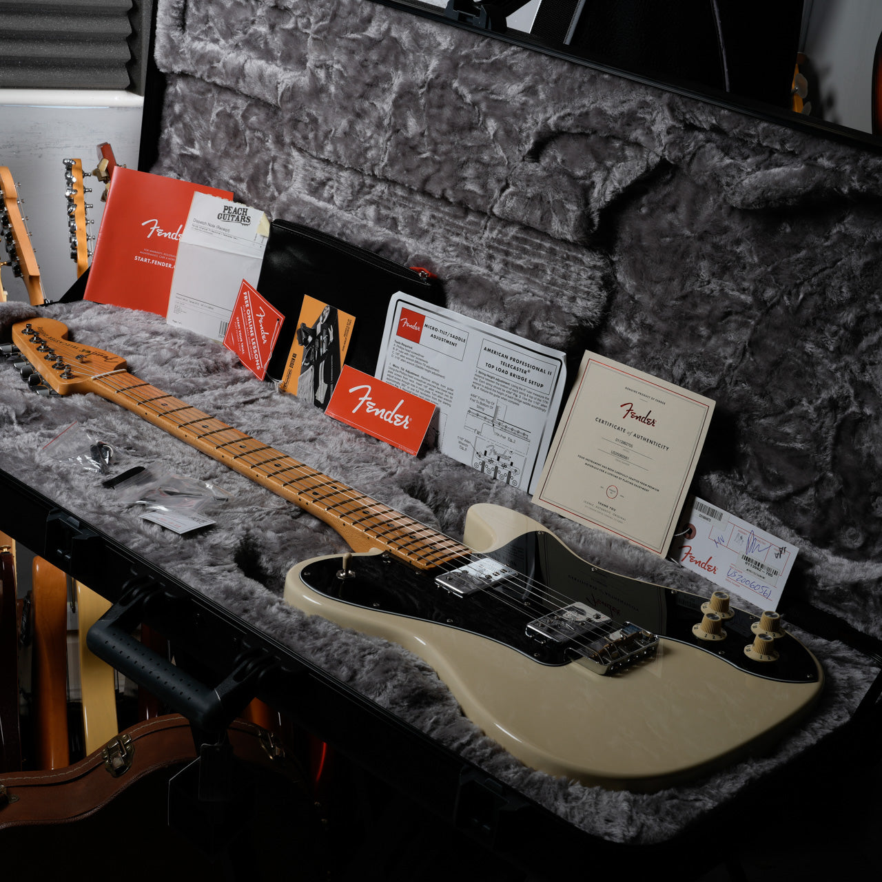 Fender American Professional II Telecaster Deluxe with Maple Fretboard 2020 - Olympic White