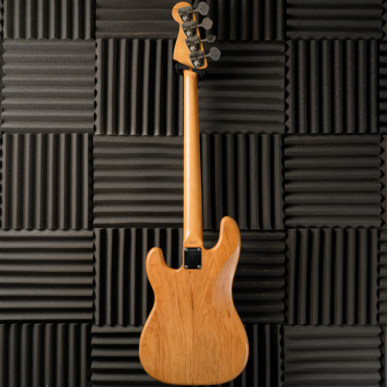 Fender PB-70 Precision Bass Reissue MIJ - Vintage Natural