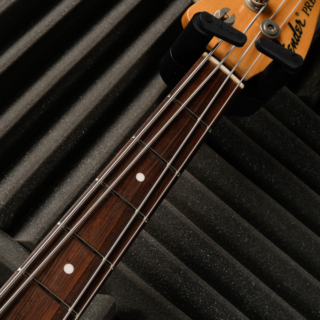 Fender PB-70 Precision Bass Reissue MIJ - Vintage Natural