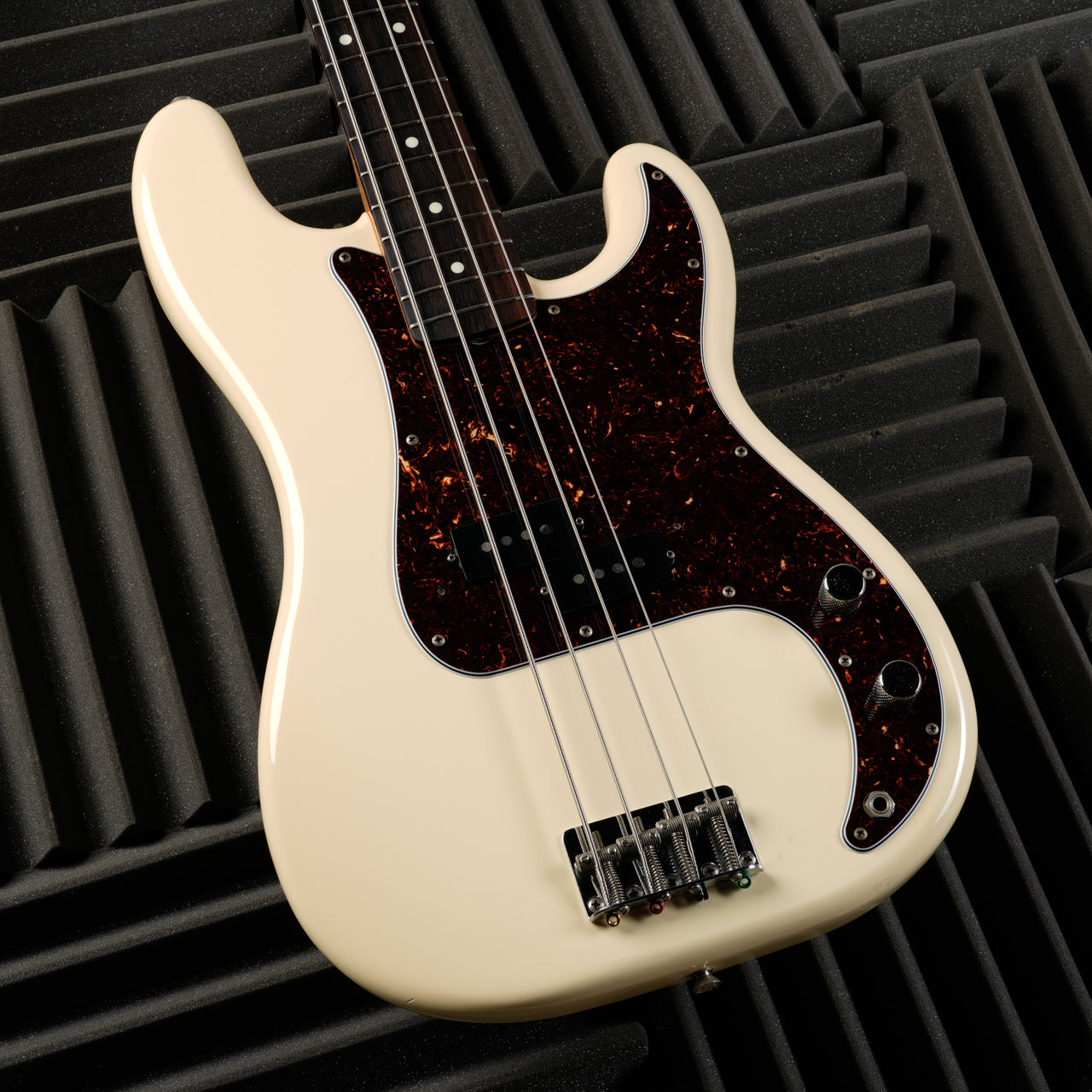Fender PB62-70 MIJ 1987 - Olympic White