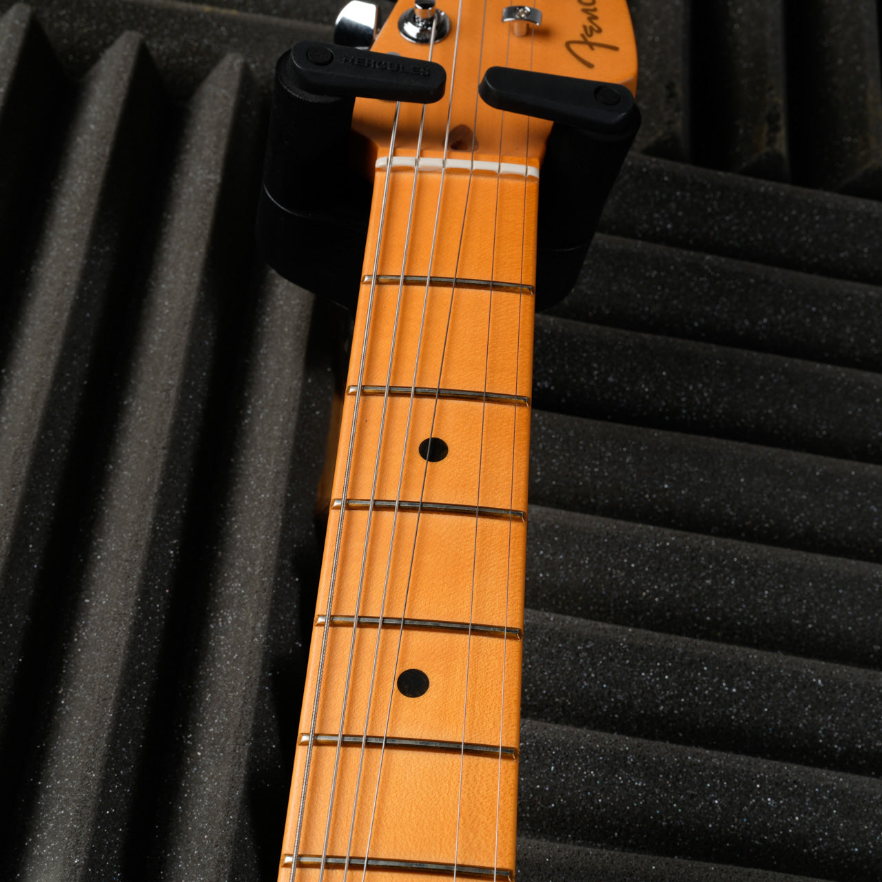 Fender American Ultra II Stratocaster with Maple Fretboard 2024 - Solar Flare