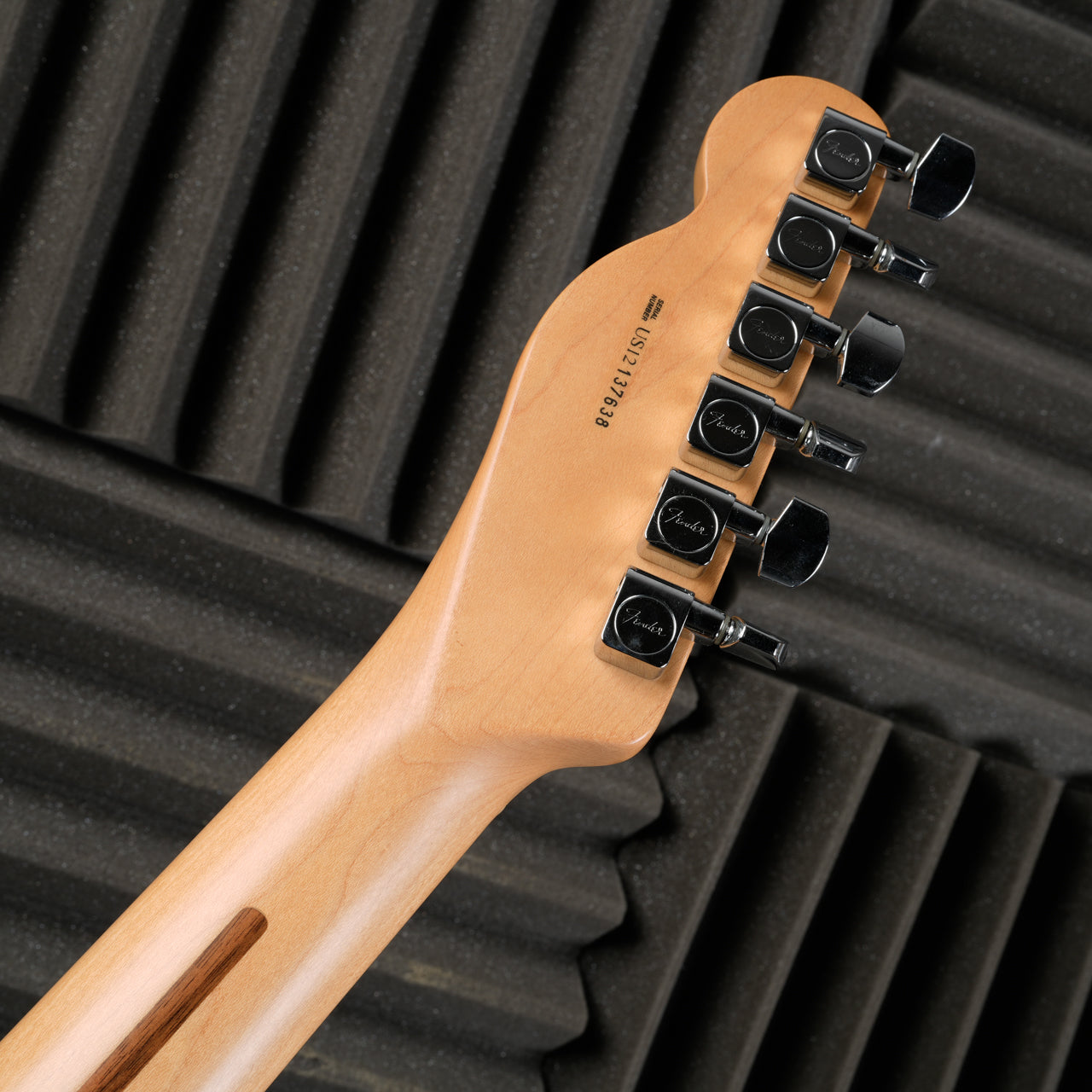 Fender American Standard Telecaster with Maple Fretboard 2012 - 3-Color Sunburst