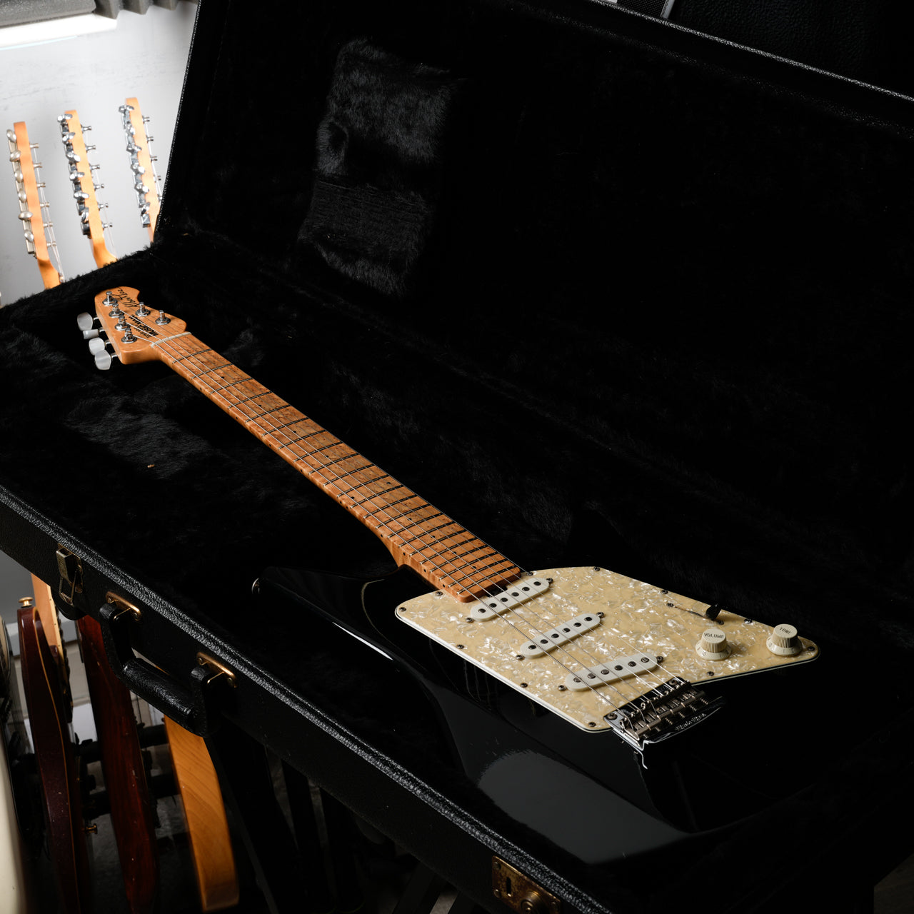 Ernie Ball Music Man Albert Lee Signature SSS HT 1996 - Black