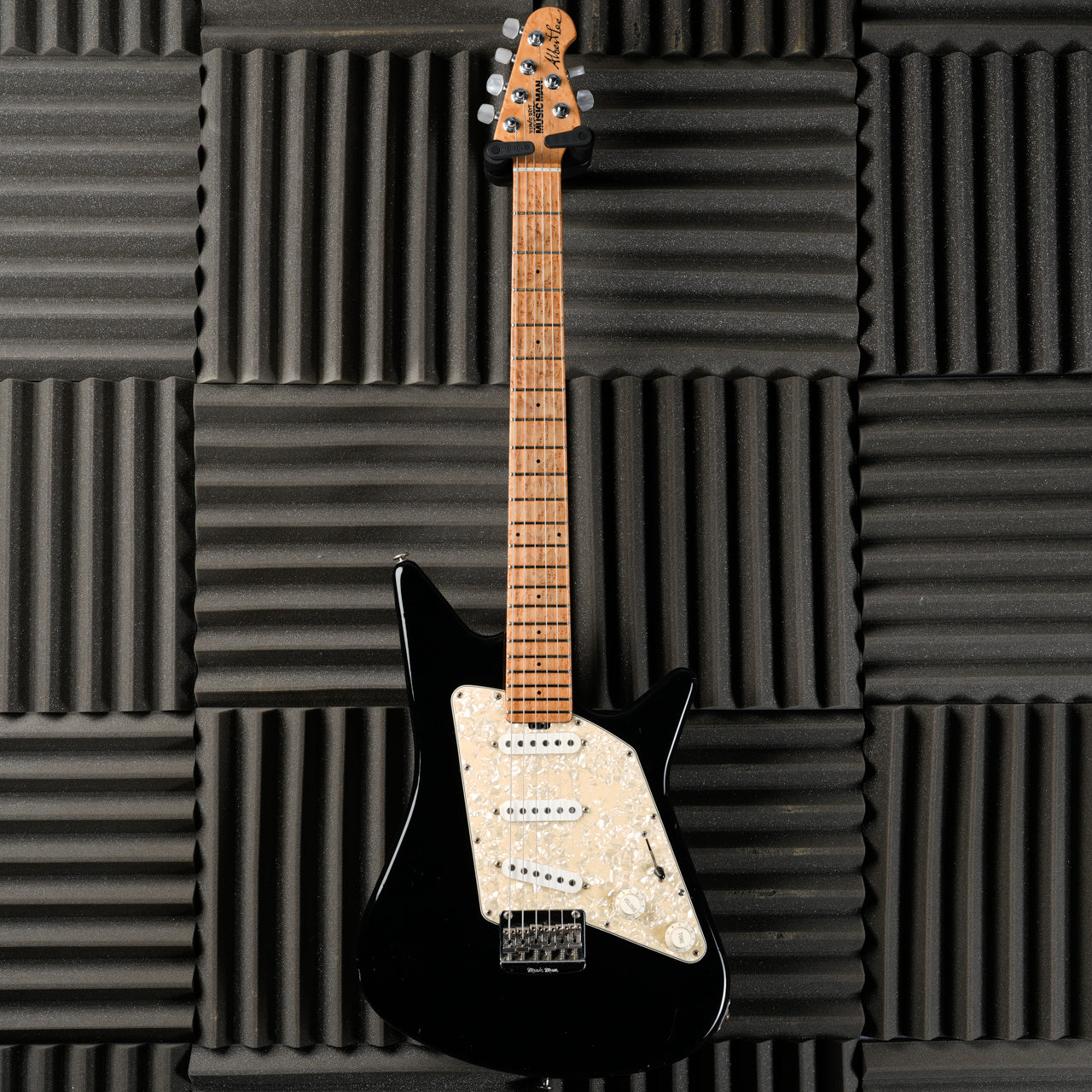 Ernie Ball Music Man Albert Lee Signature SSS HT 1996 - Black