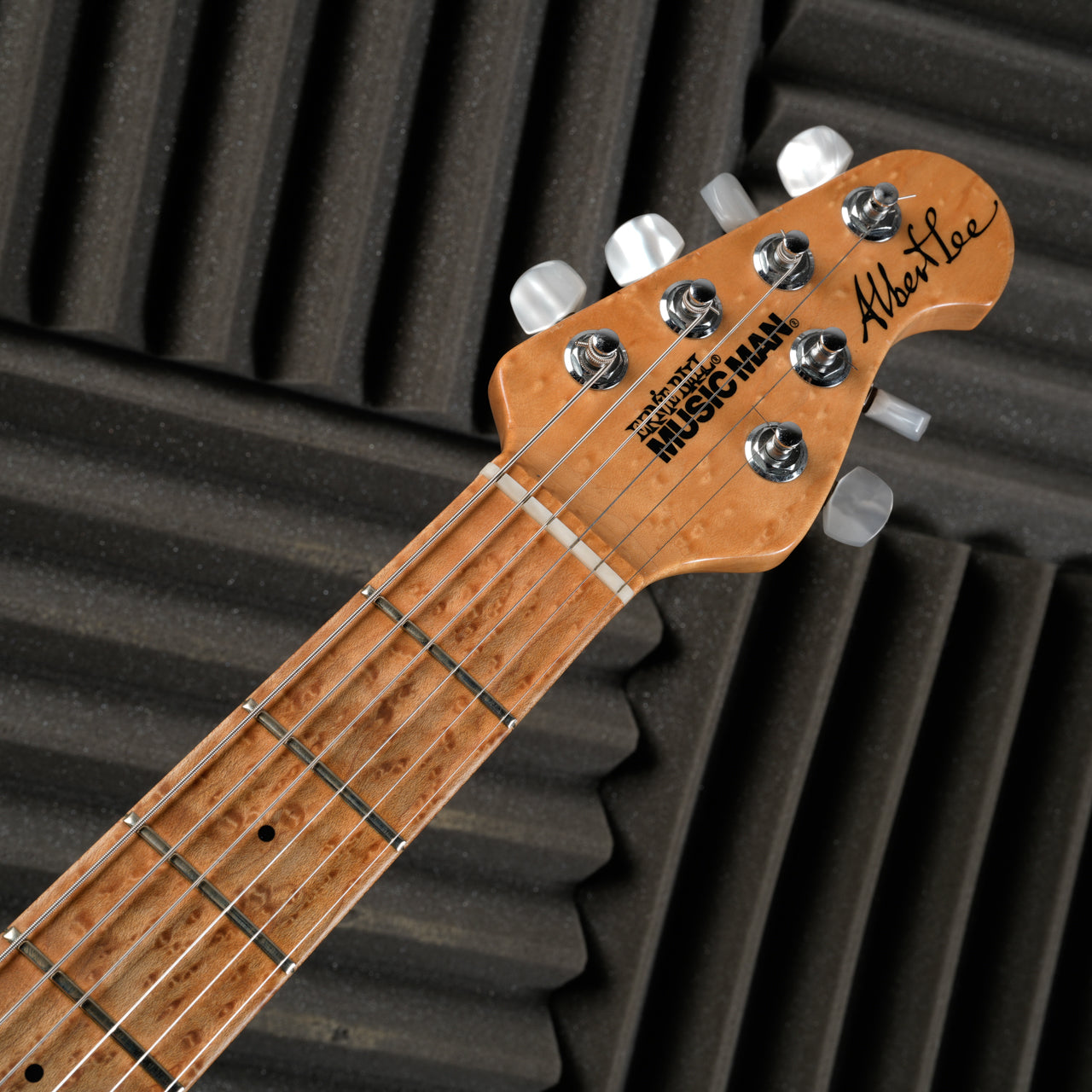 Ernie Ball Music Man Albert Lee Signature SSS HT 1996 - Black