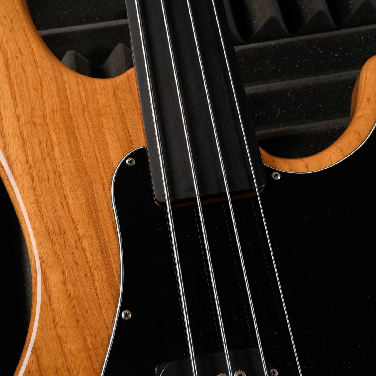 G&L SB-2 Fretless 1998 - Natural
