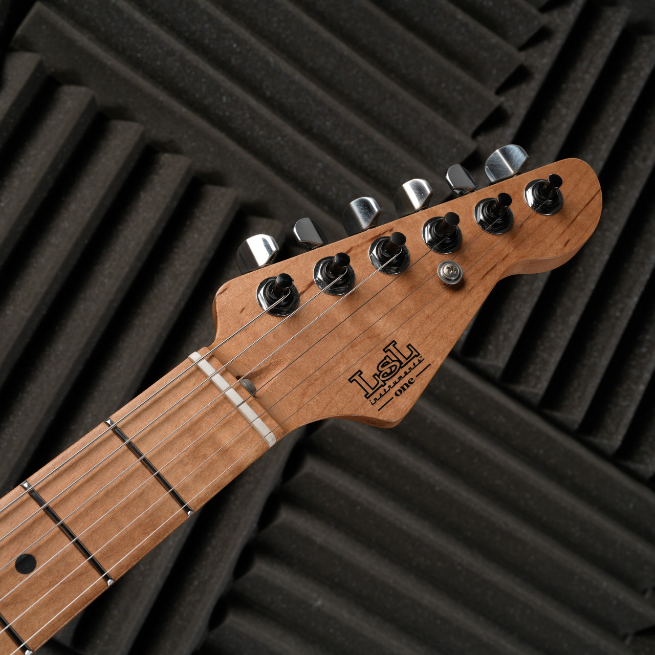 LsL Instruments Saticoy One B - Candy Apple Red