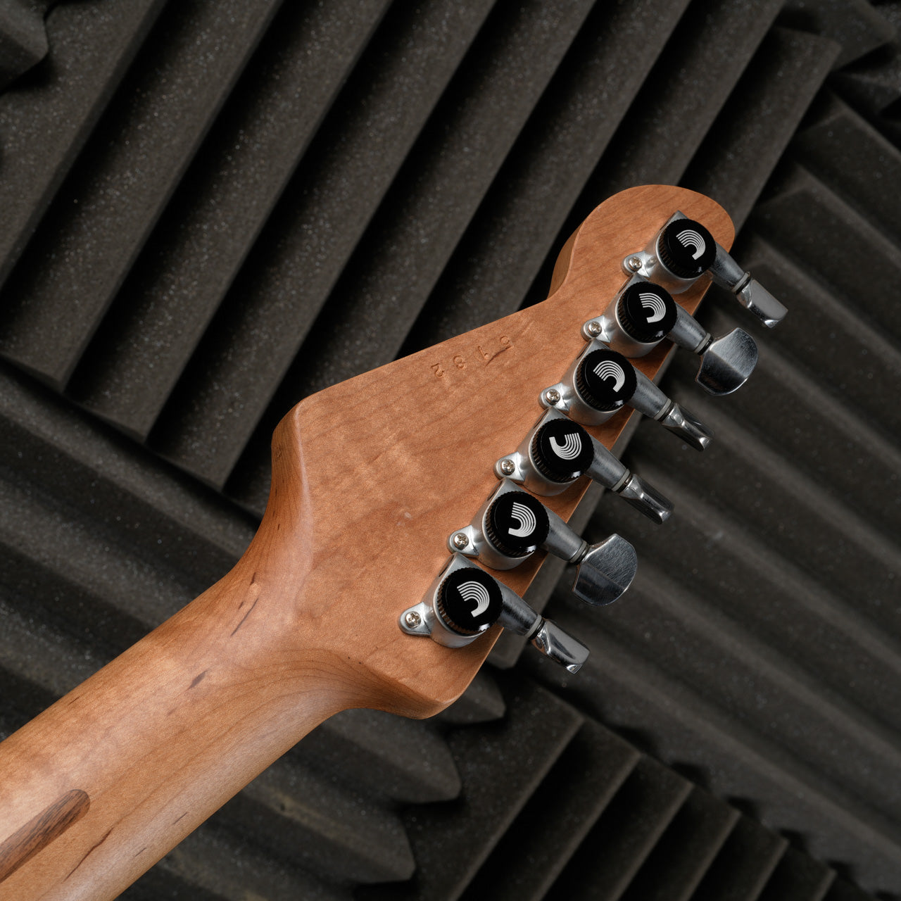 LsL Instruments Saticoy One B - Candy Apple Red