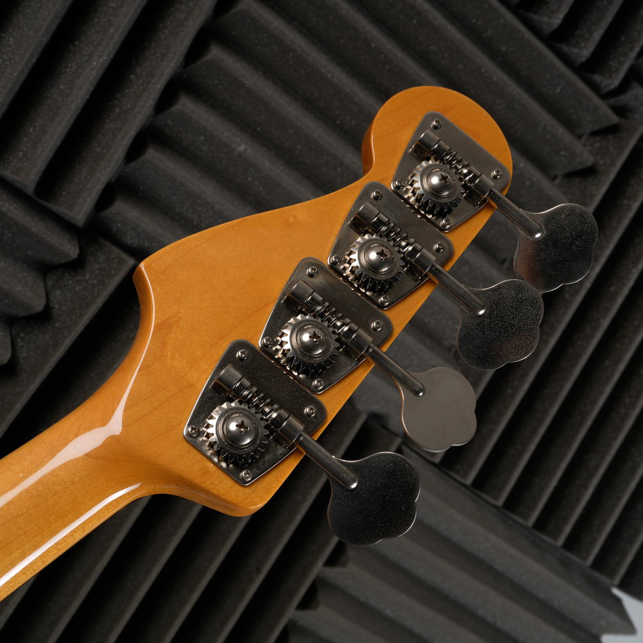 Fender PB-70 Precision Bass Reissue MIJ