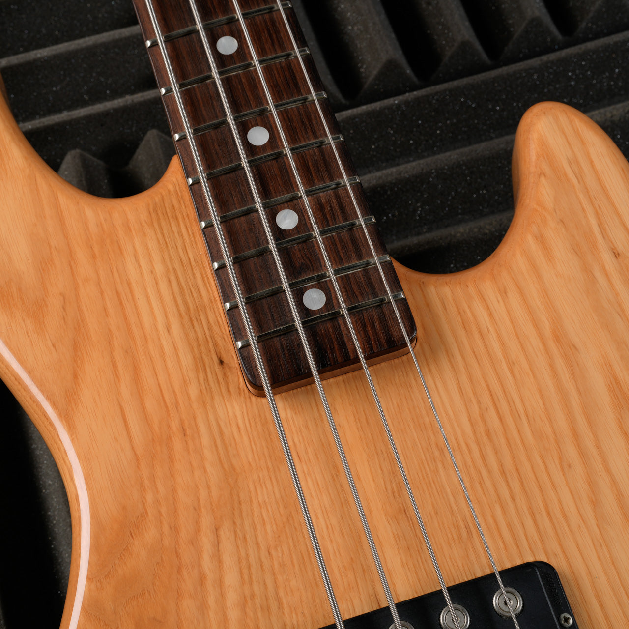 G&L L-2000 2001 - Natural