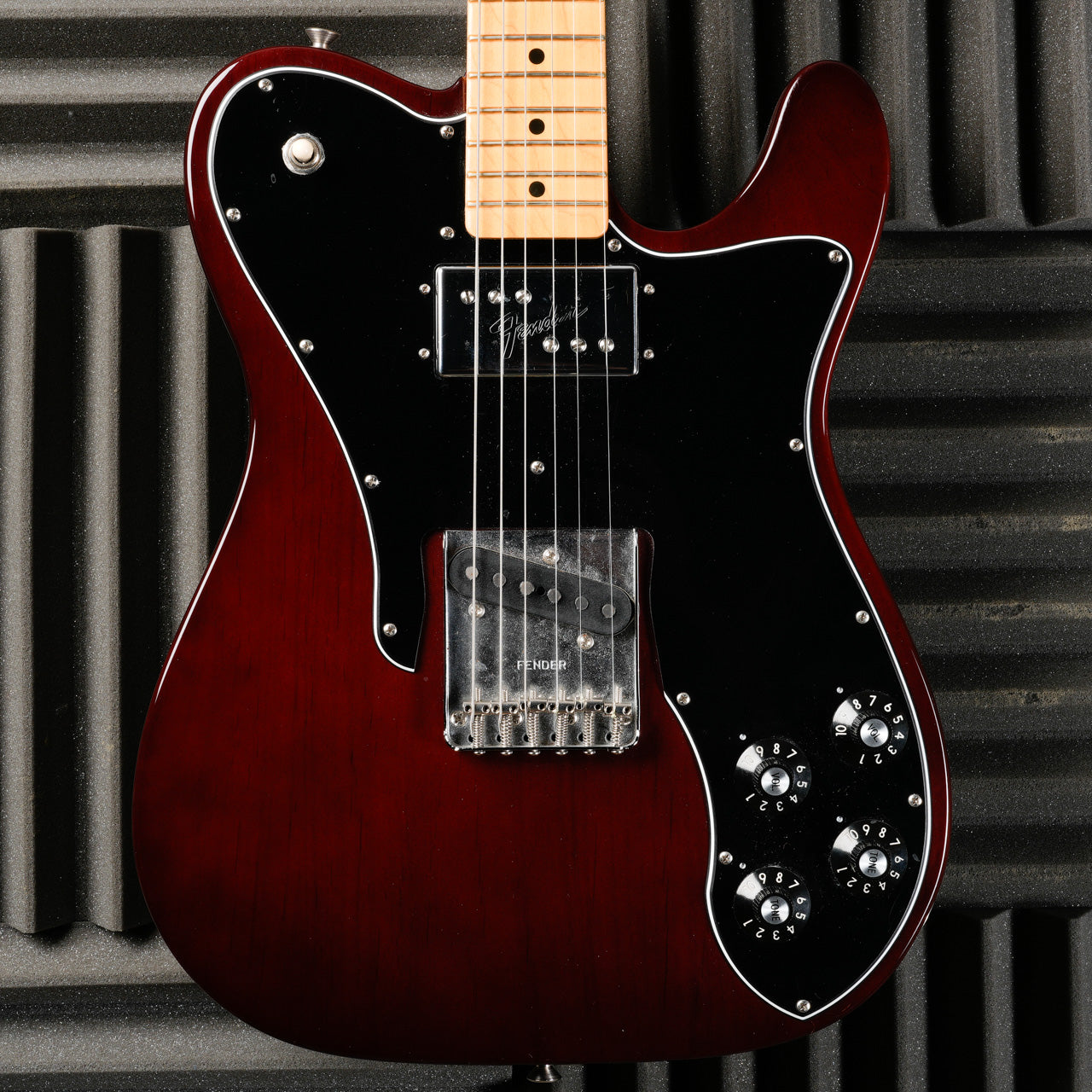 Fender American Vintage II '77 Telecaster Custom with Maple Fretboard 2022 - Wine