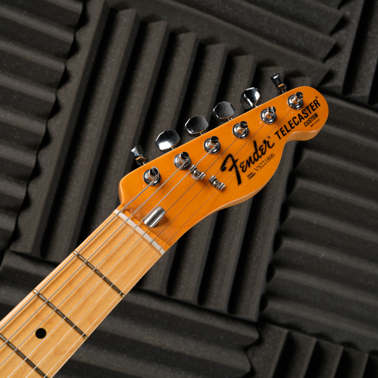 Fender American Vintage II '77 Telecaster Custom with Maple Fretboard 2022 - Wine