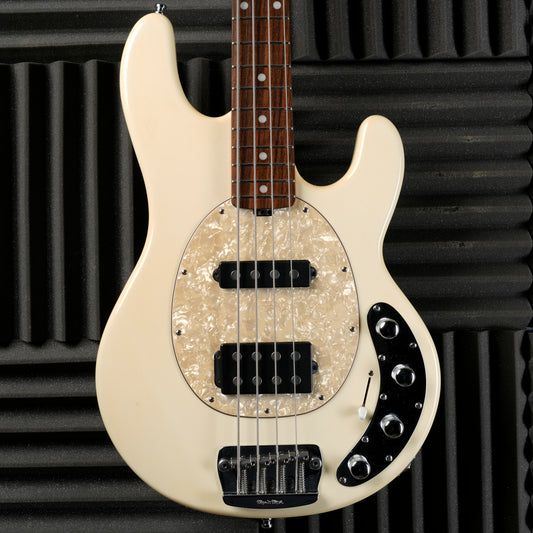 Ernie Ball Music Man StingRay 4 HS with Rosewood Fretboard 2006 - White