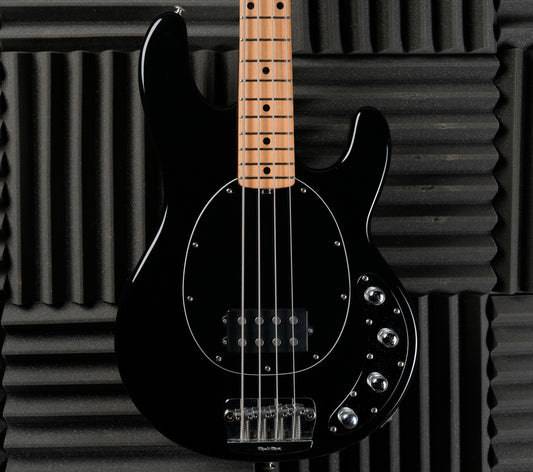 Ernie Ball Music Man StingRay 4 H with Maple Fretboard 2007 - Black