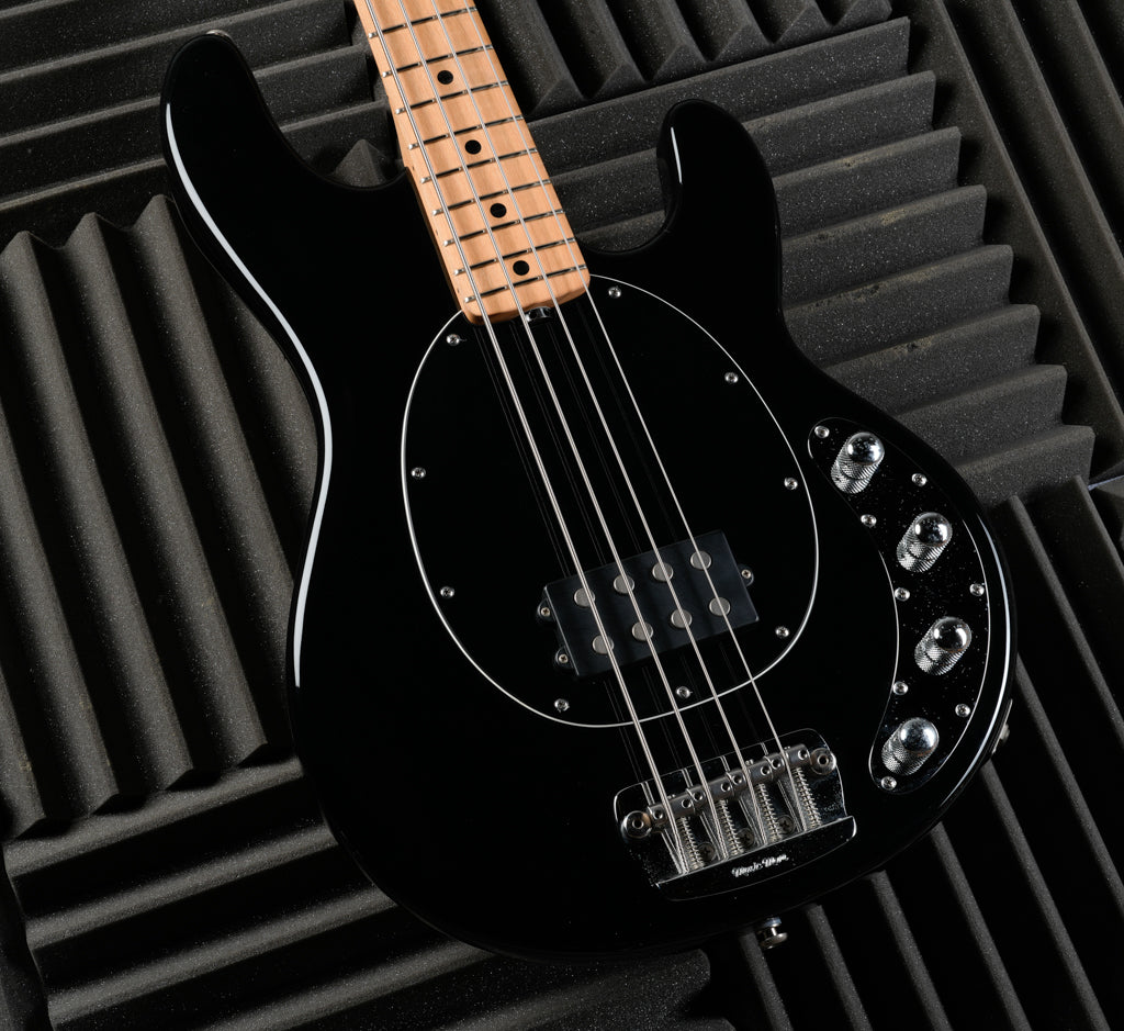 Ernie Ball Music Man StingRay 4 H with Maple Fretboard 2007 - Black