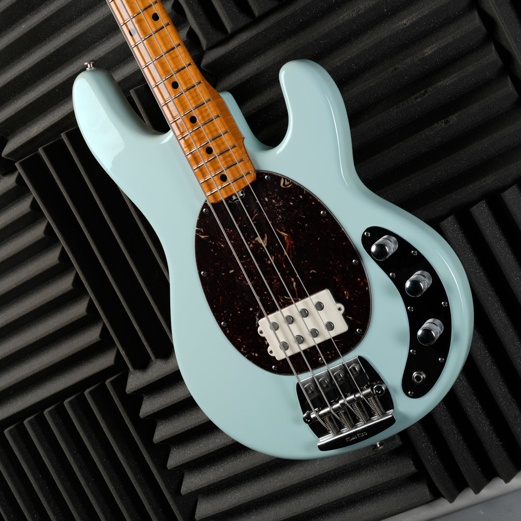 Ernie Ball Music Man Classic StingRay 4 with Maple Fretboard 2010 - Powder Blue