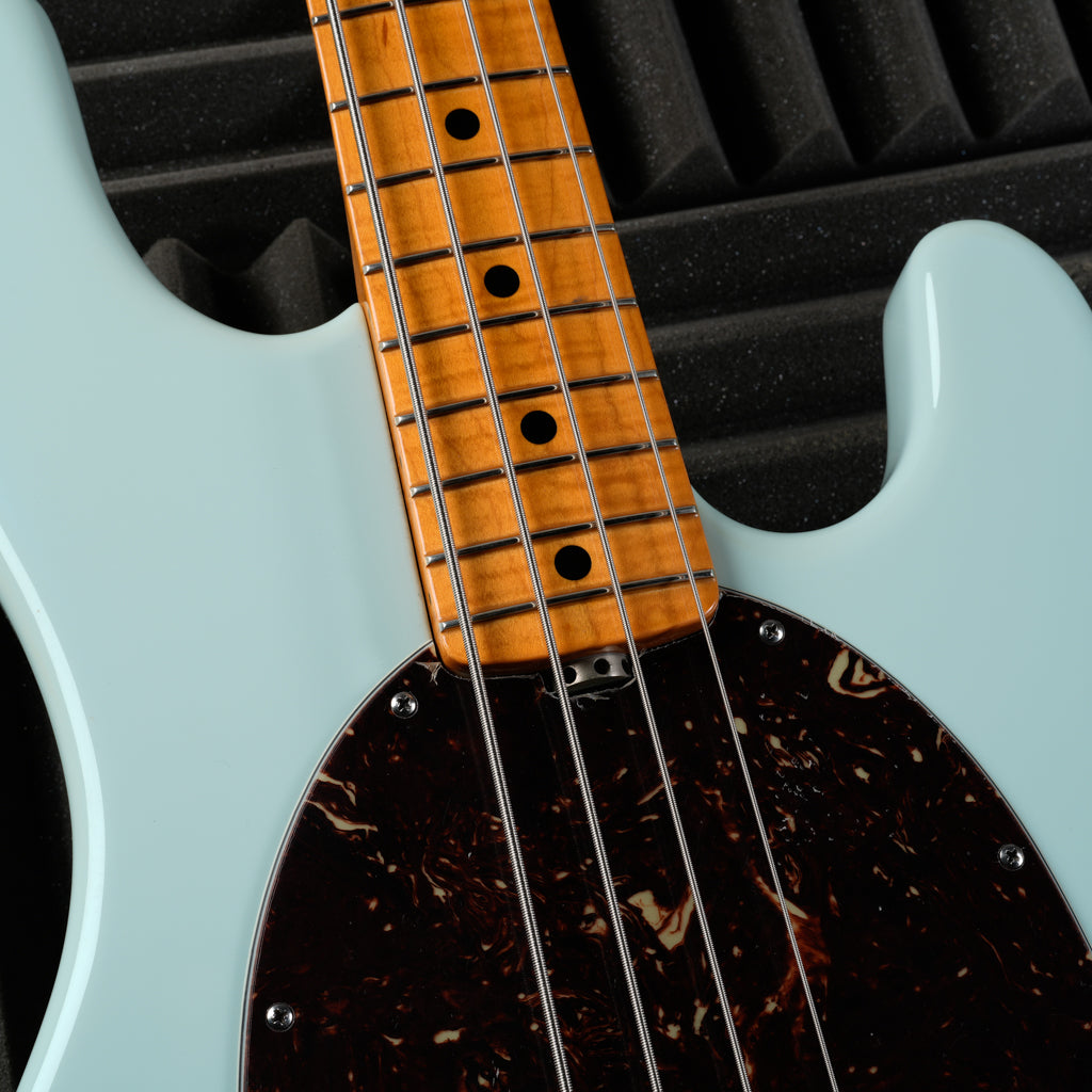 Ernie Ball Music Man Classic StingRay 4 with Maple Fretboard 2010 - Powder Blue