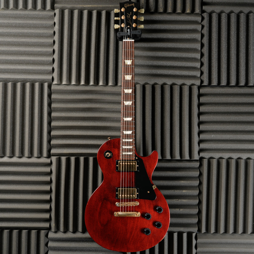 Gibson Les Paul Studio with Gold Hardware - 2009 - Wine Red