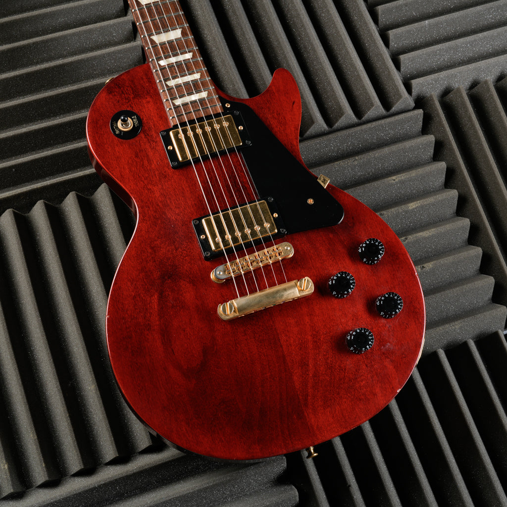 Gibson Les Paul Studio with Gold Hardware - 2009 - Wine Red