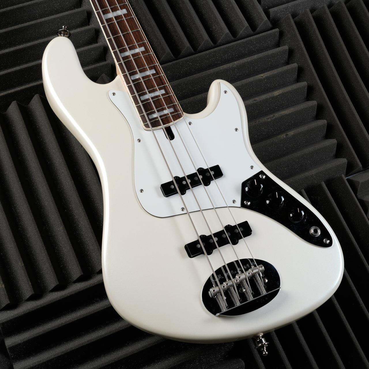 Lakland Skyline DJ-4 Darryl Jones Signature 4-String with Rosewood Fretboard 2008 - White Pearl