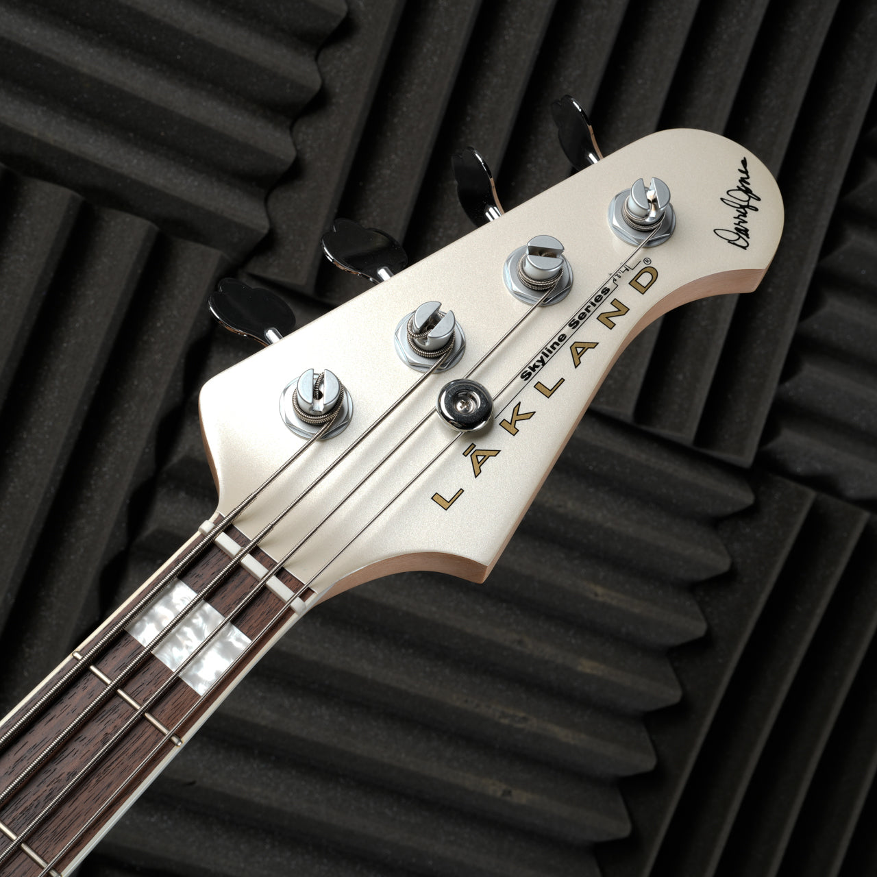 Lakland Skyline DJ-4 Darryl Jones Signature 4-String with Rosewood Fretboard 2008 - White Pearl