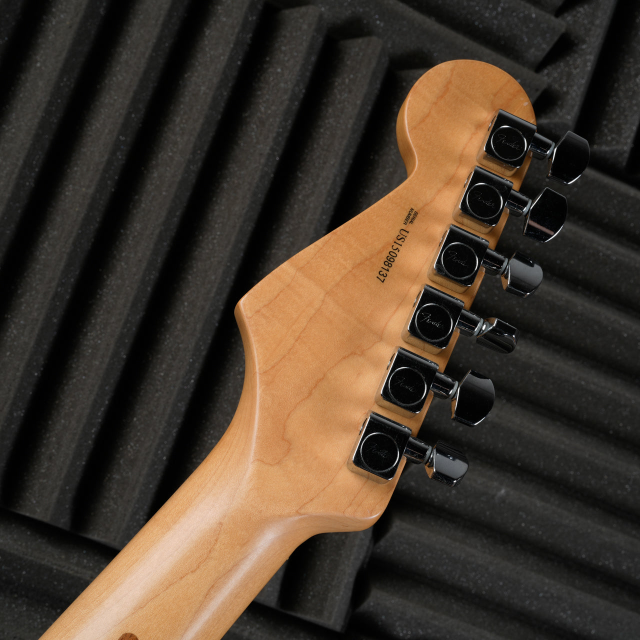Fender American Standard Stratocaster with Maple Fretboard - 2016 - Sienna Sunburst