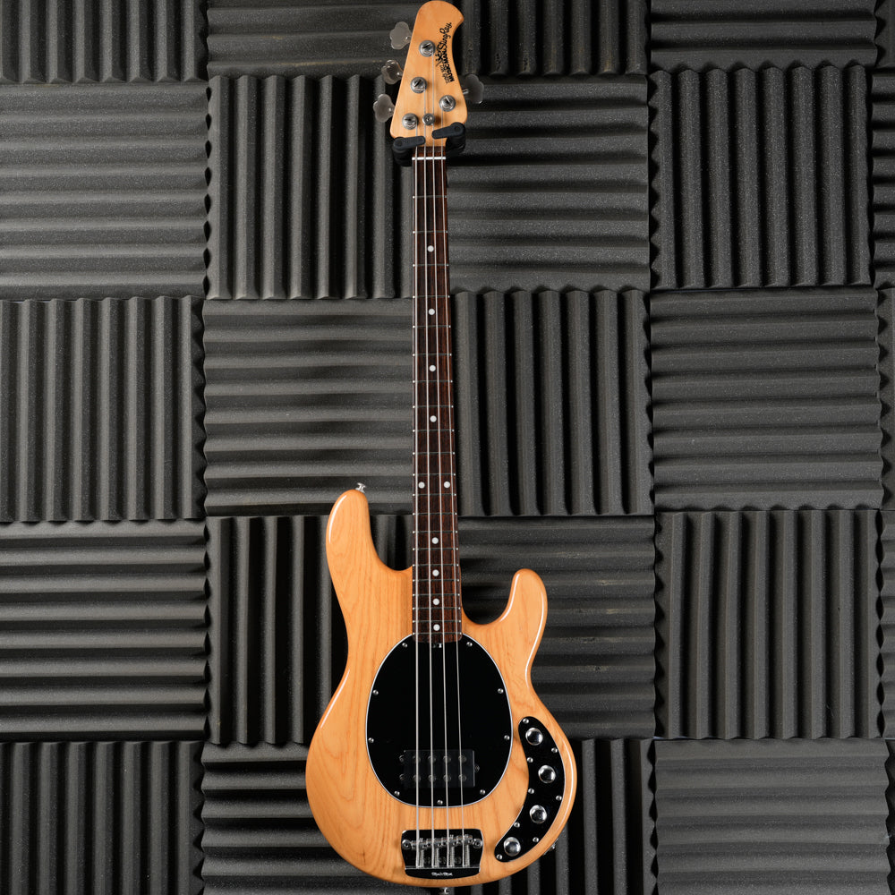 Ernie Ball Music Man StingRay 4 H with Rosewood Fretboard 2004 - Natural