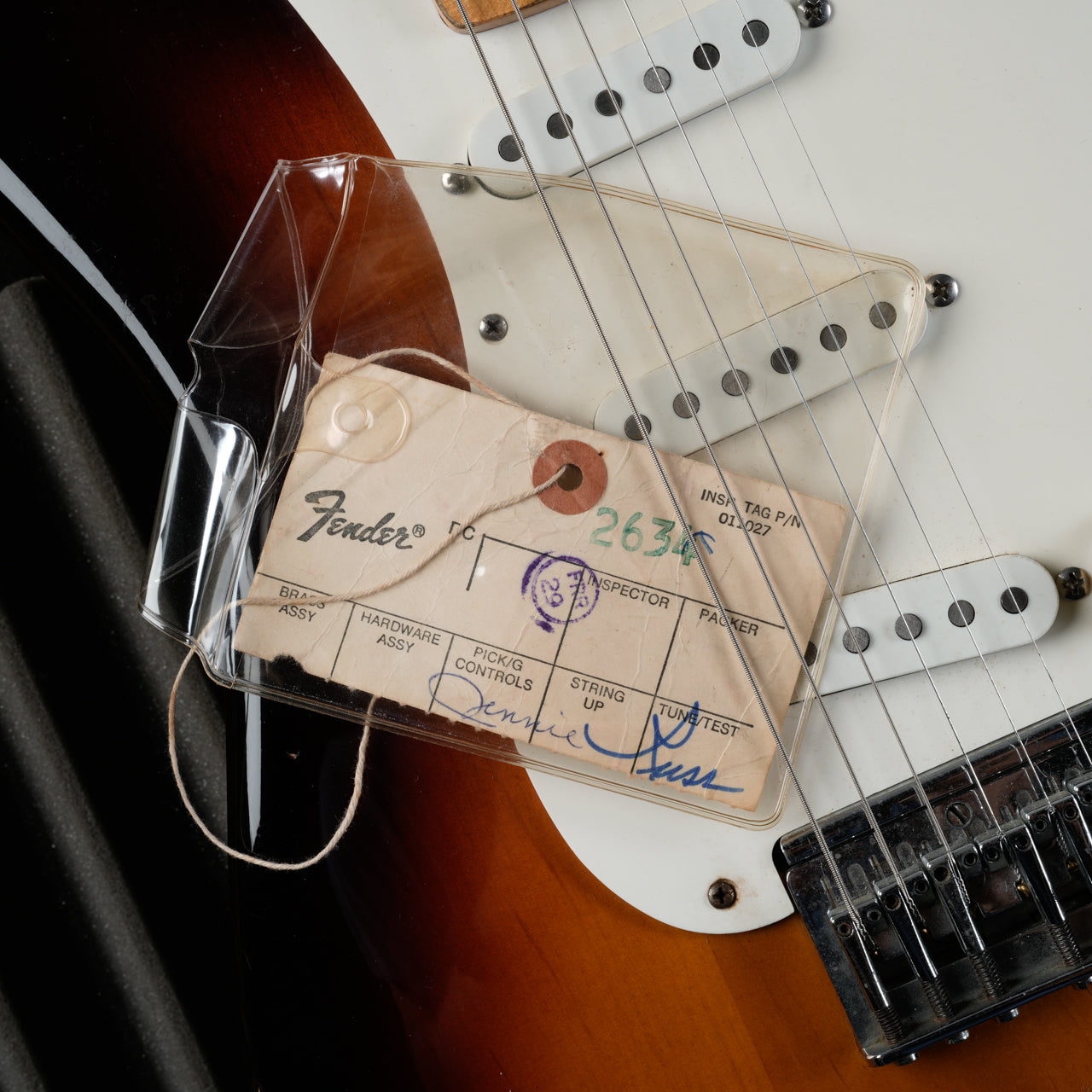 Fender Standard Stratocaster (2-Knob) with Maple Fretboard 1983 - Sunburst
