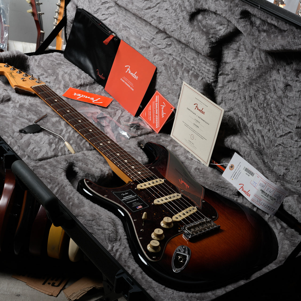 Fender American Professional II Stratocaster Left-Handed with Rosewood Fretboard 2023 - 3-Color Sunburst